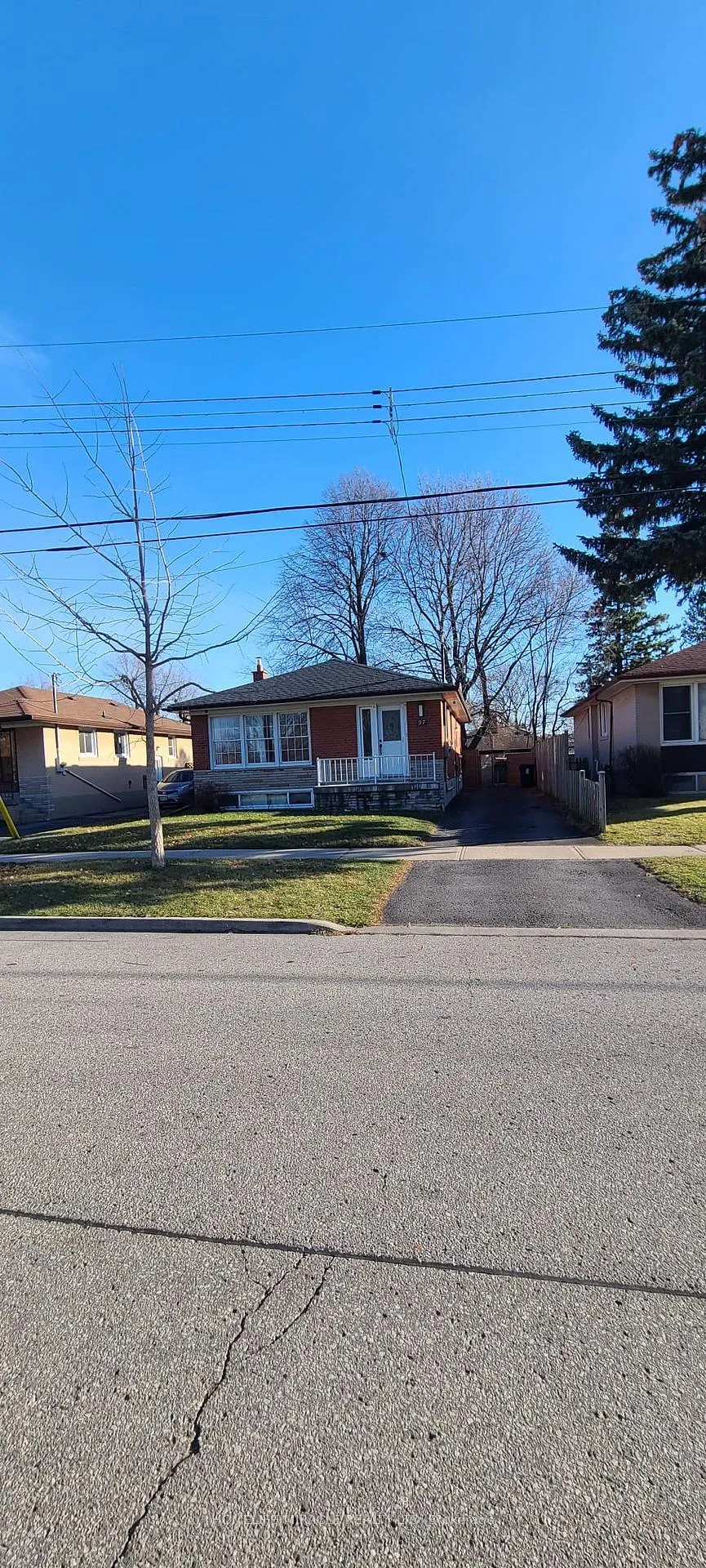 Photo 4 of Unit Bsmt, 97 Pandora Circle, Scarborough, Woburn — HOMEH