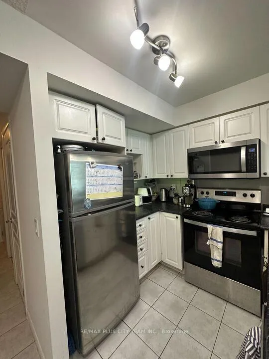 Photo 5 of Unit 1002, 18 Yonge Street, Toronto, Waterfront Communities — HOMEH