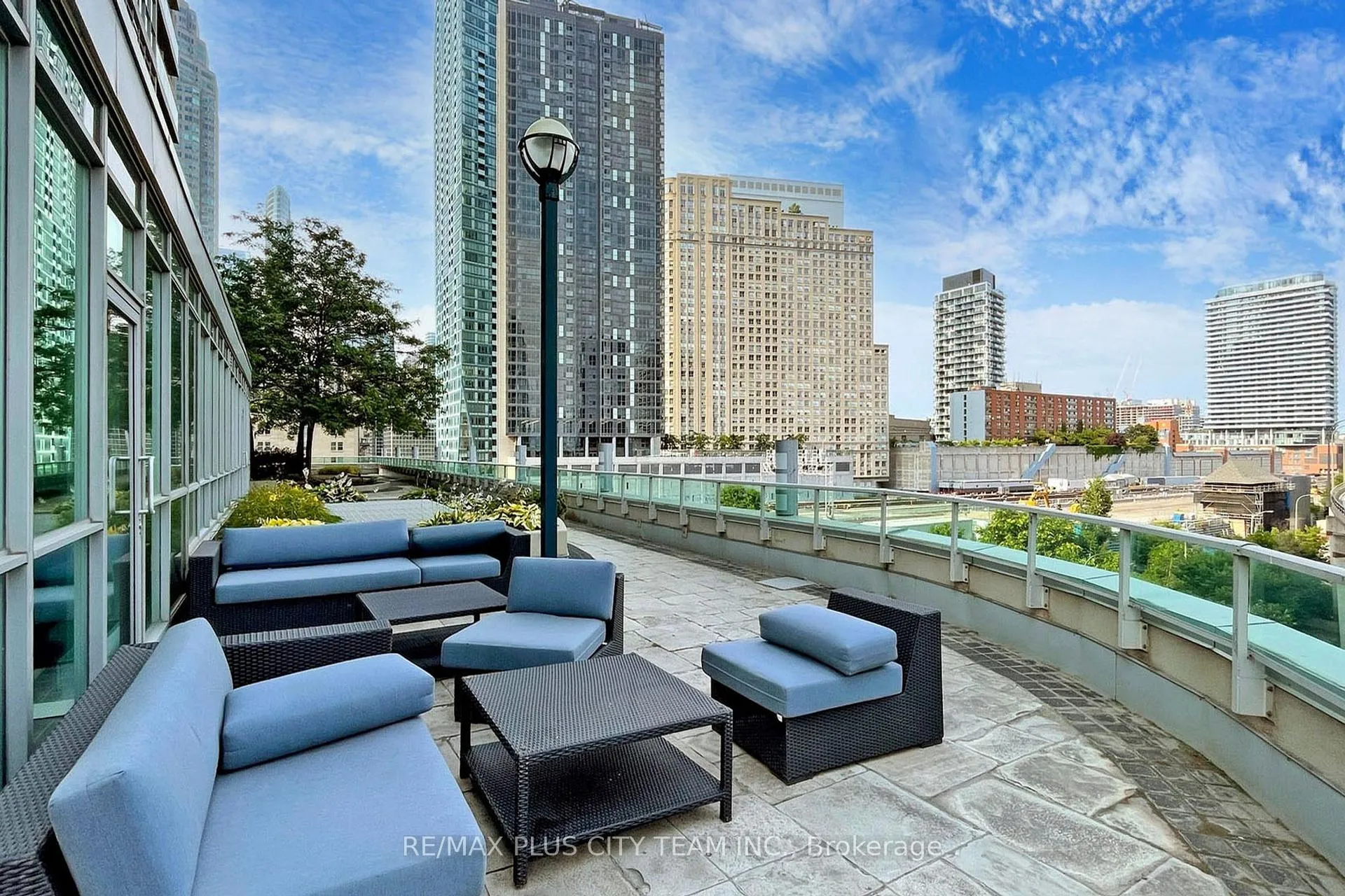 Photo 19 of Unit 1002, 18 Yonge Street, Toronto, Waterfront Communities — HOMEH