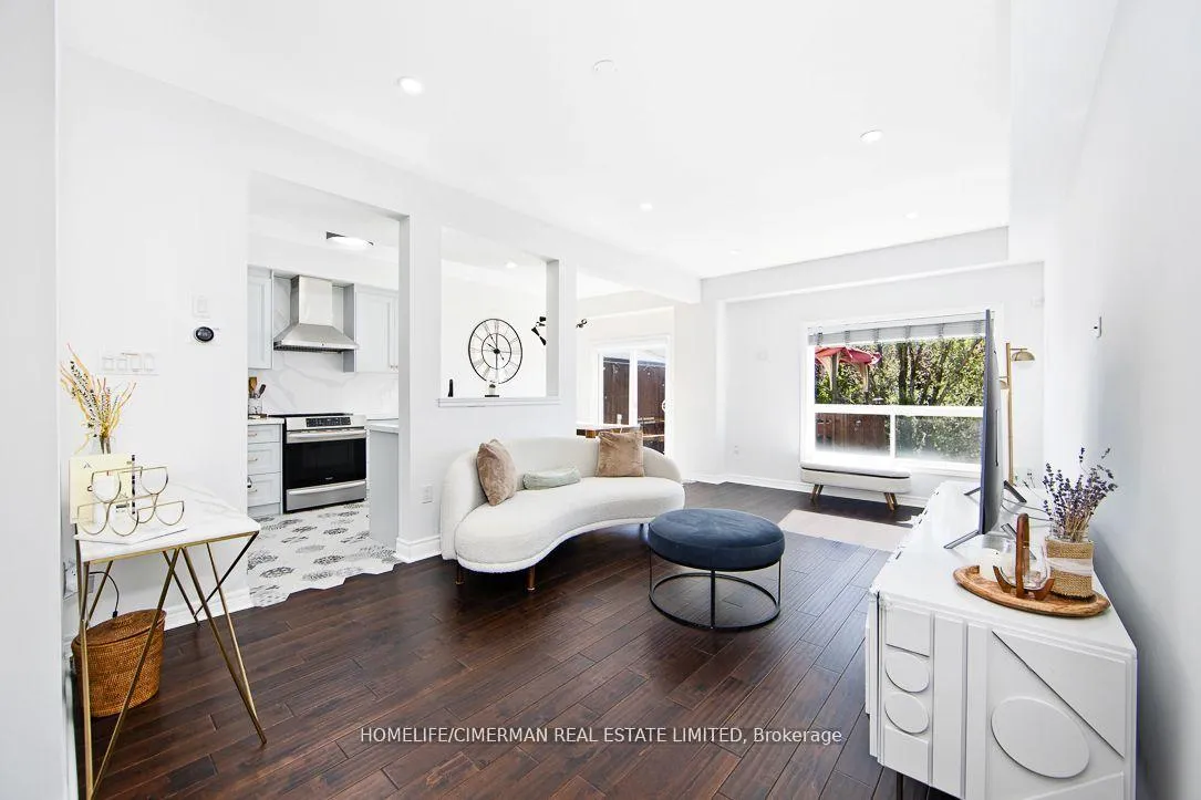 Photo 5 of Unit 9, 40 Dartmouth Gate, Hamilton, Lakeshore — HOMEH