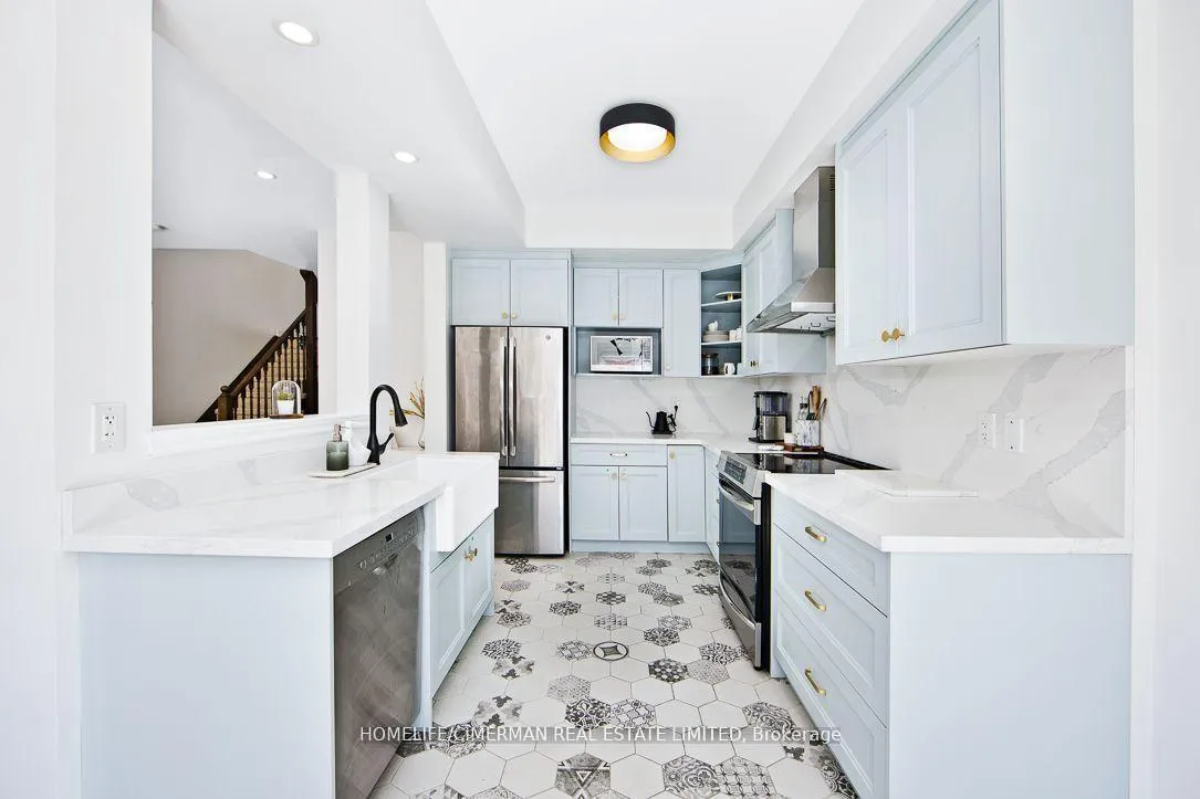 Photo 7 of Unit 9, 40 Dartmouth Gate, Hamilton, Lakeshore — HOMEH