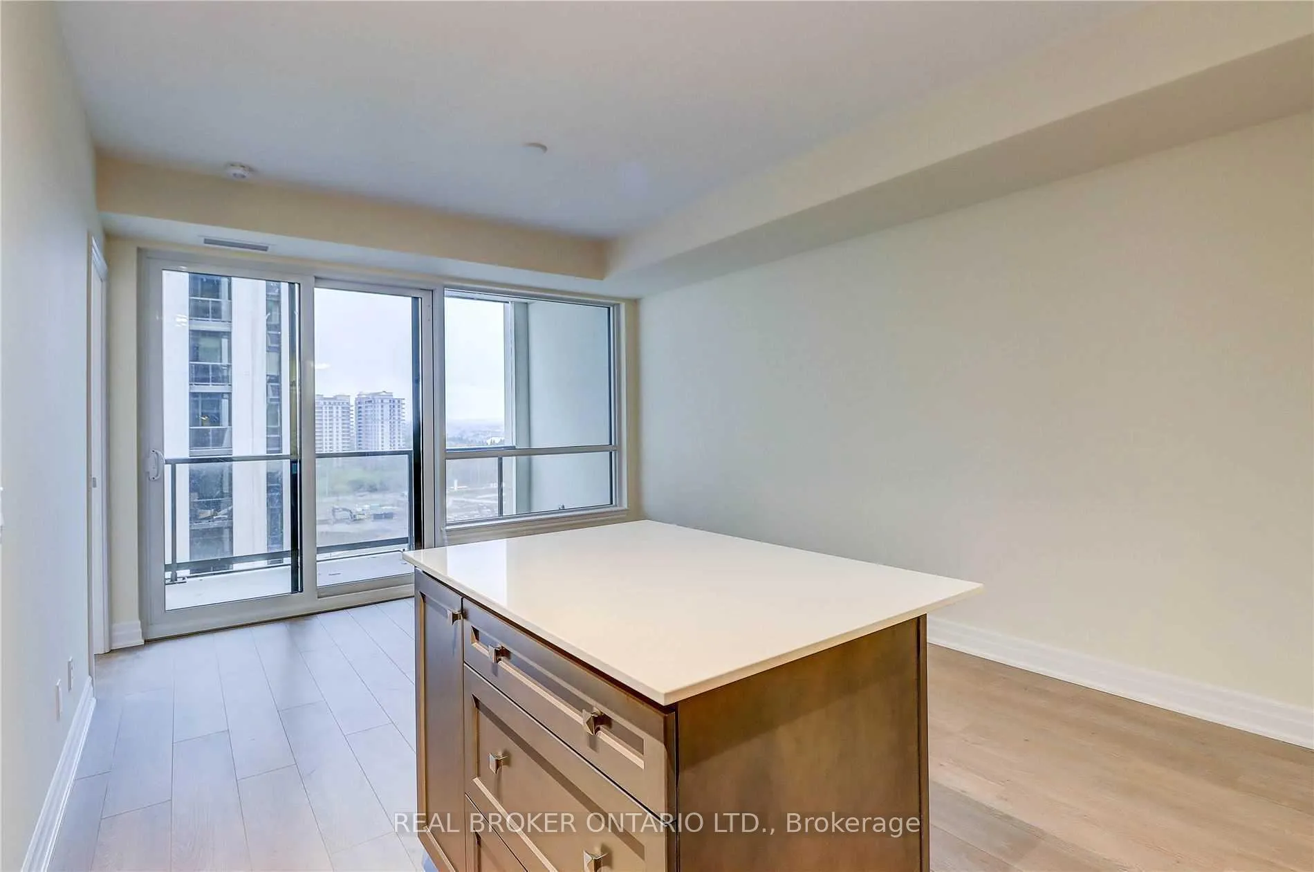 Photo 13 of Unit 1110, 9075 Jane Street, Vaughan, Concord — HOMEH