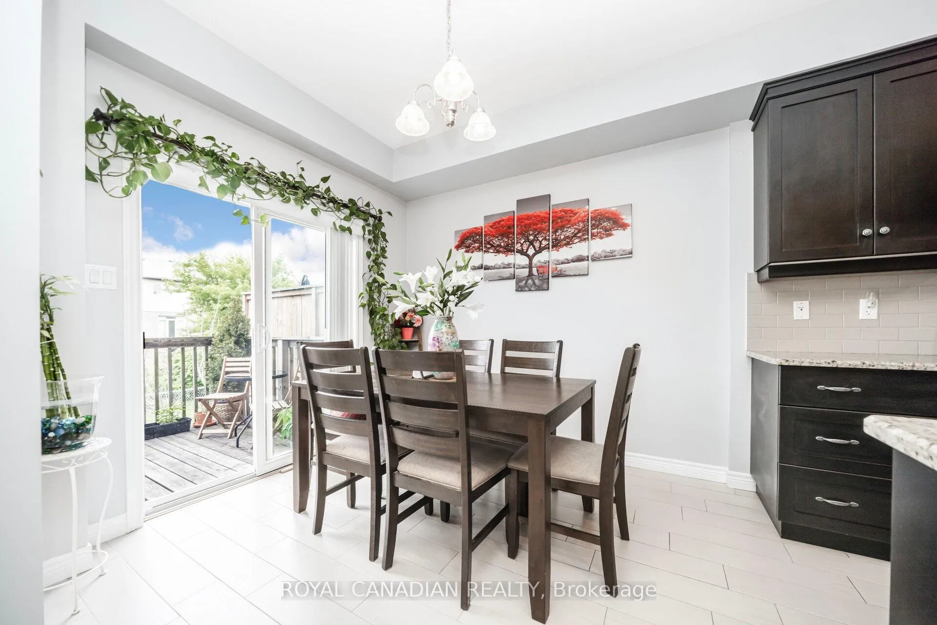 Photo 14 of Unit 14, 40 Dartmouth Gate, Hamilton, Stoney Creek — HOMEH