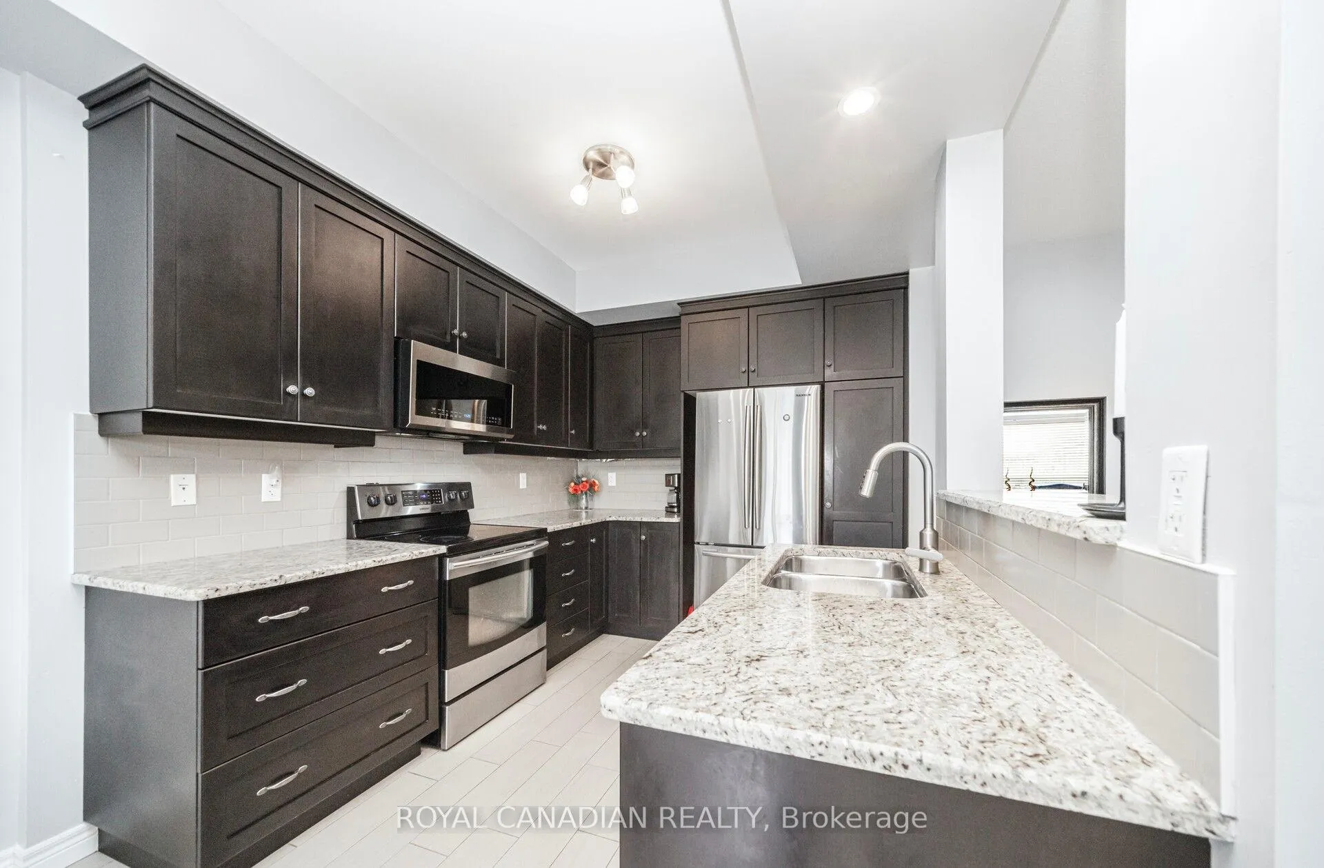 Photo 16 of Unit 14, 40 Dartmouth Gate, Hamilton, Stoney Creek — HOMEH