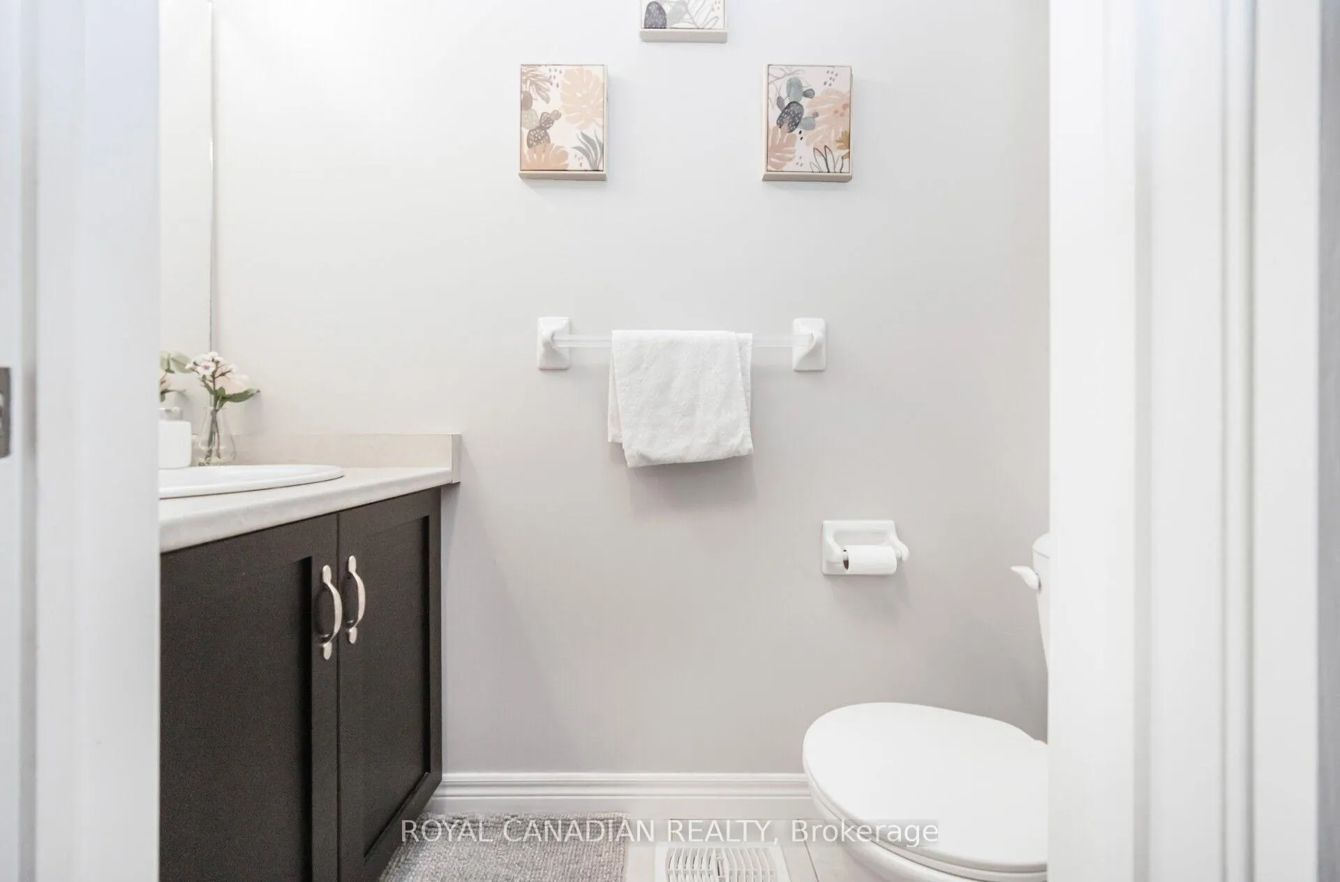 Photo 20 of Unit 14, 40 Dartmouth Gate, Hamilton, Stoney Creek — HOMEH