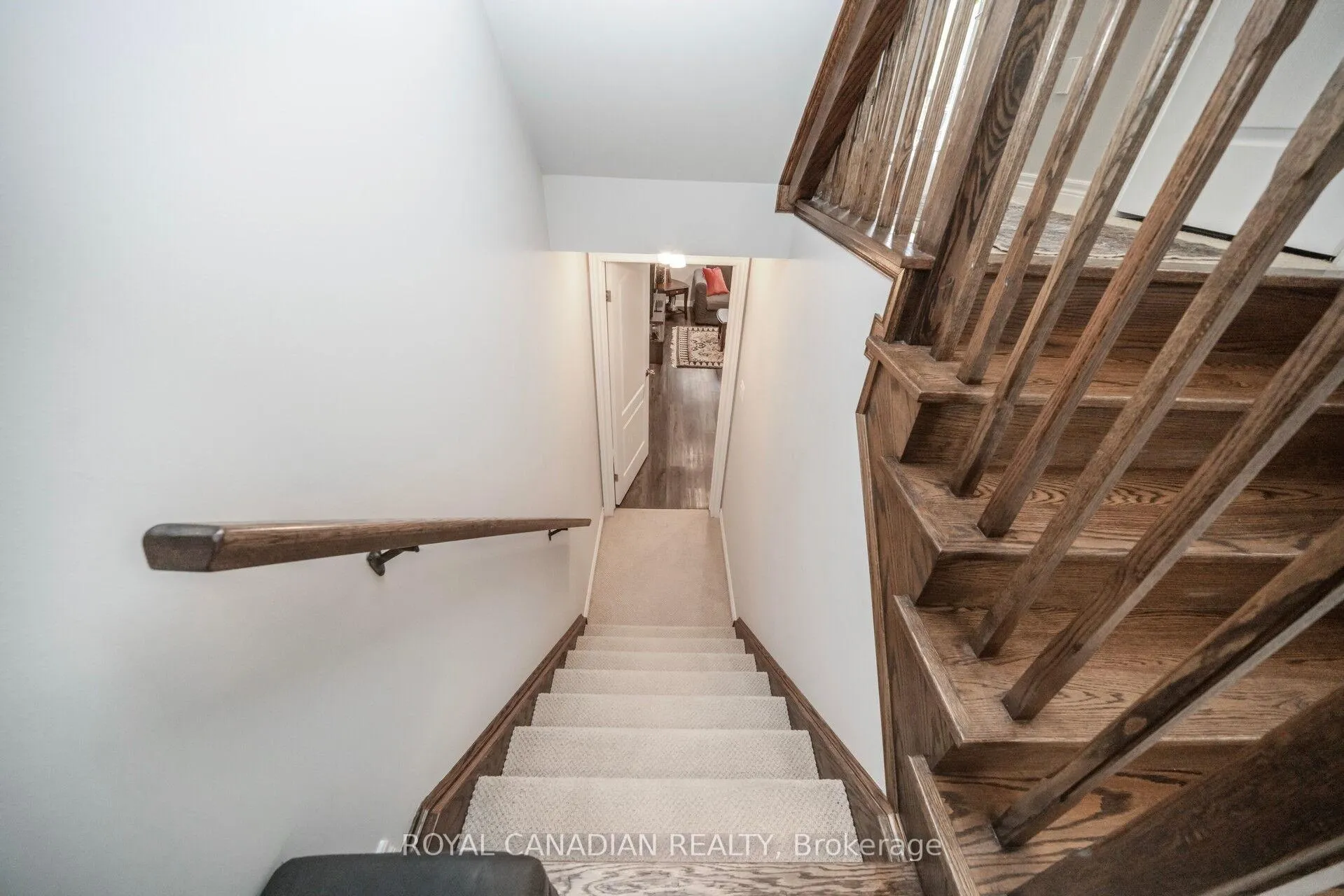 Photo 36 of Unit 14, 40 Dartmouth Gate, Hamilton, Stoney Creek — HOMEH