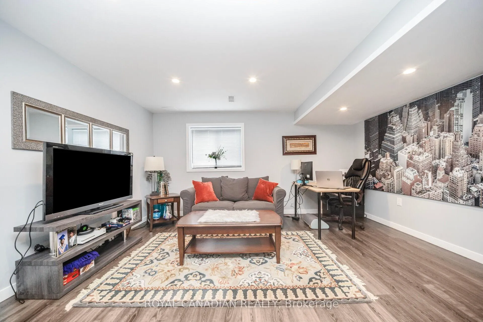 Photo 38 of Unit 14, 40 Dartmouth Gate, Hamilton, Stoney Creek — HOMEH