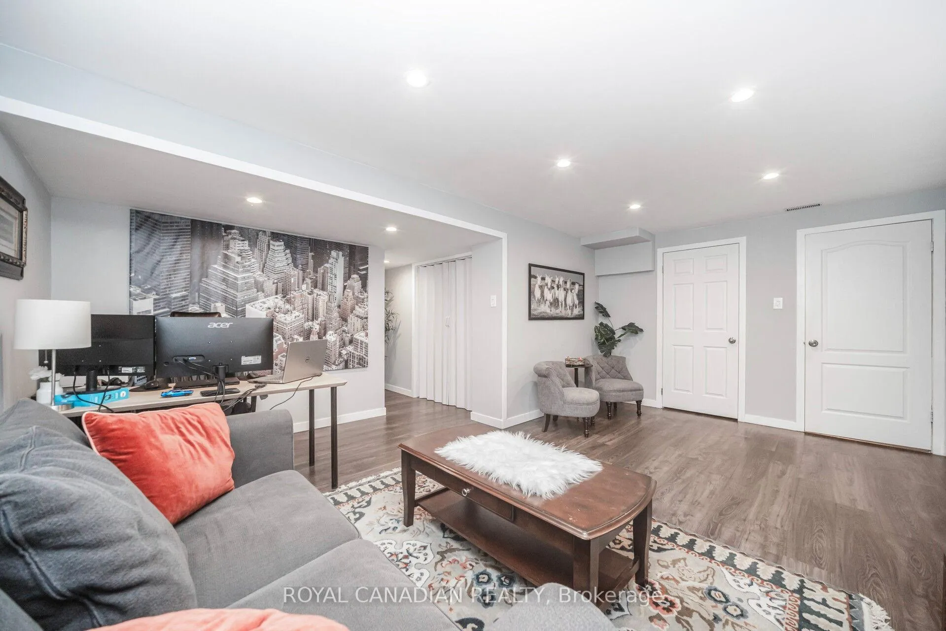 Photo 39 of Unit 14, 40 Dartmouth Gate, Hamilton, Stoney Creek — HOMEH