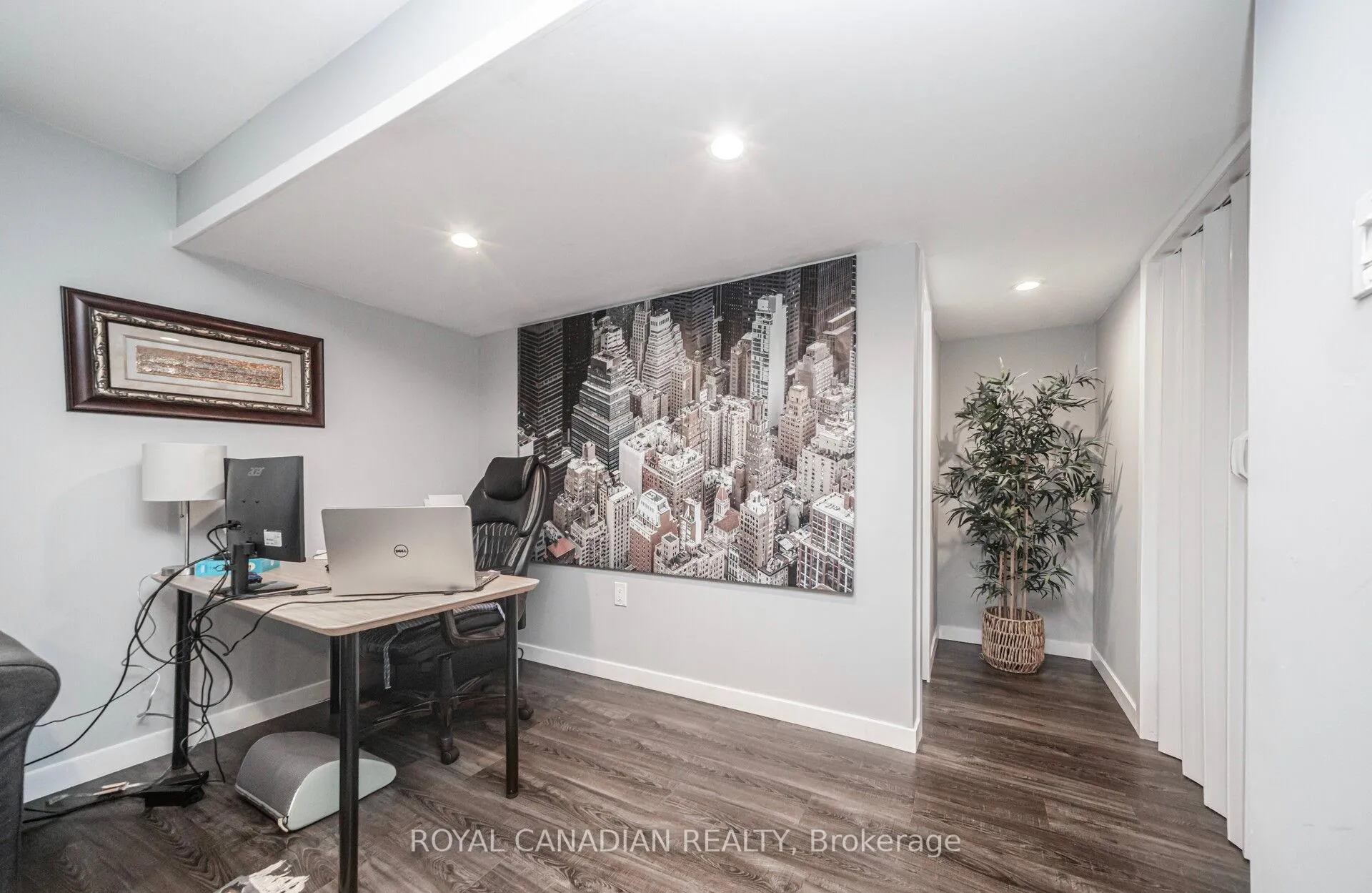 Photo 40 of Unit 14, 40 Dartmouth Gate, Hamilton, Stoney Creek — HOMEH