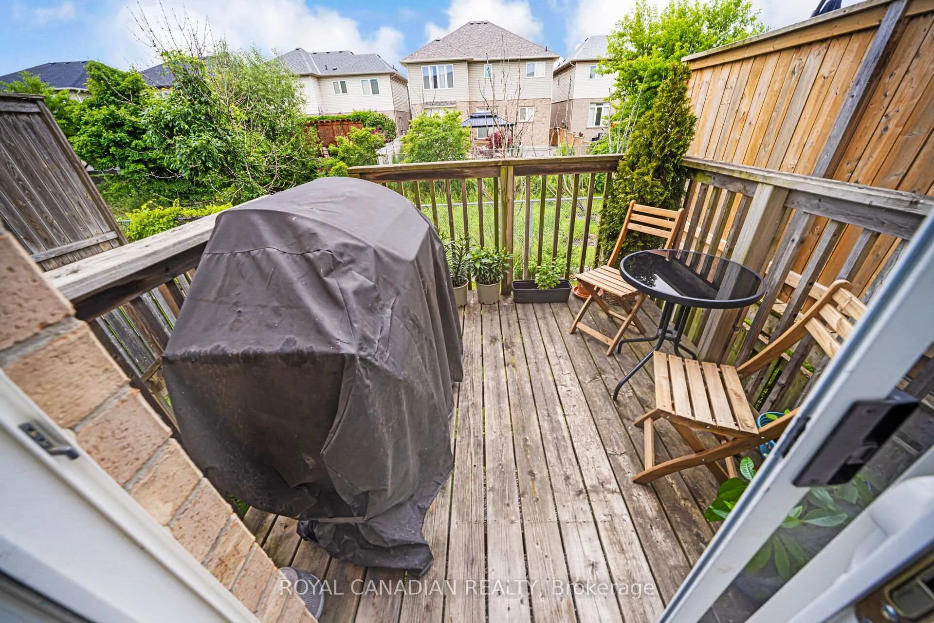 Photo 42 of Unit 14, 40 Dartmouth Gate, Hamilton, Stoney Creek — HOMEH