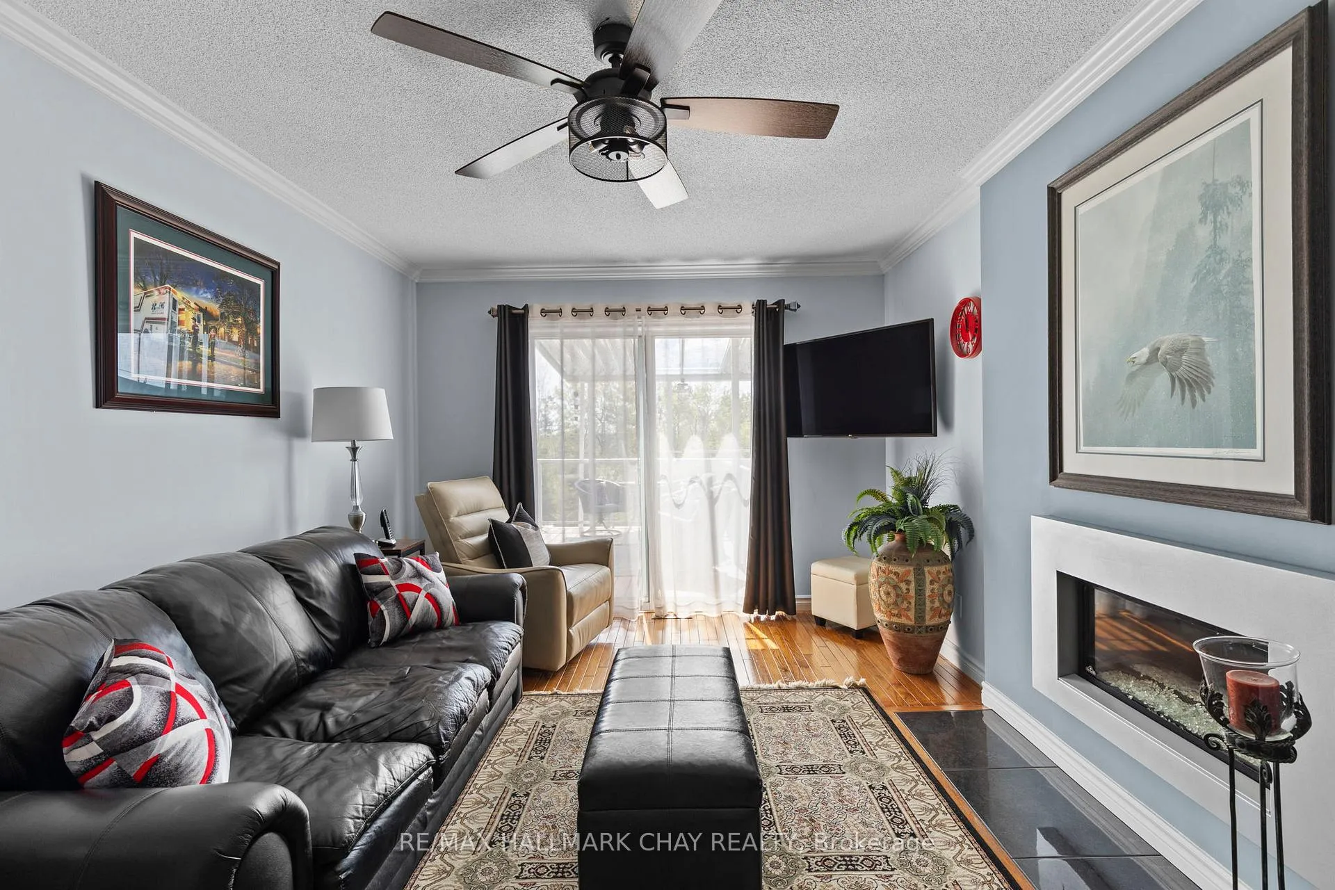 Photo 5 of 292 Leacock Drive, Barrie, Letitia Heights — HOMEH