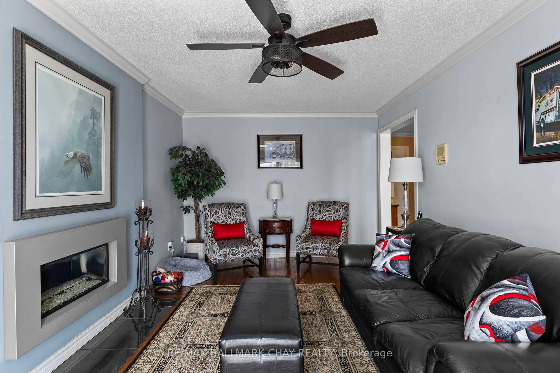Photo 6 of 292 Leacock Drive, Barrie, Letitia Heights — HOMEH