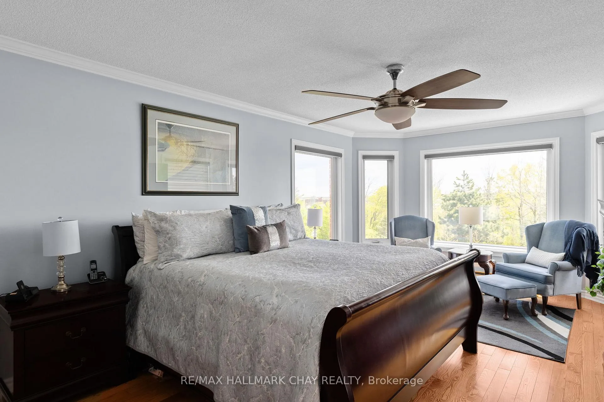 Photo 23 of 292 Leacock Drive, Barrie, Letitia Heights — HOMEH