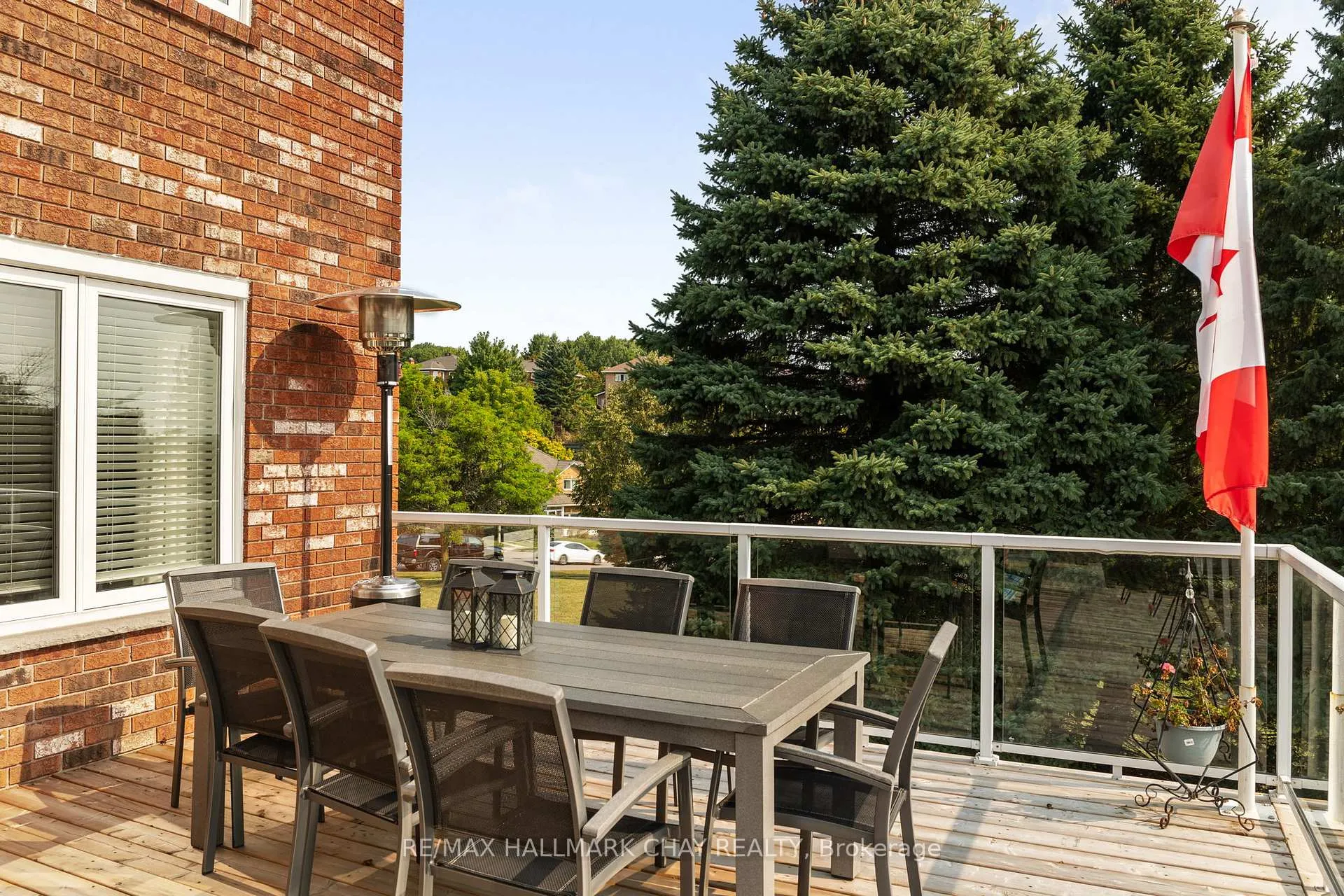 Photo 41 of 292 Leacock Drive, Barrie, Letitia Heights — HOMEH
