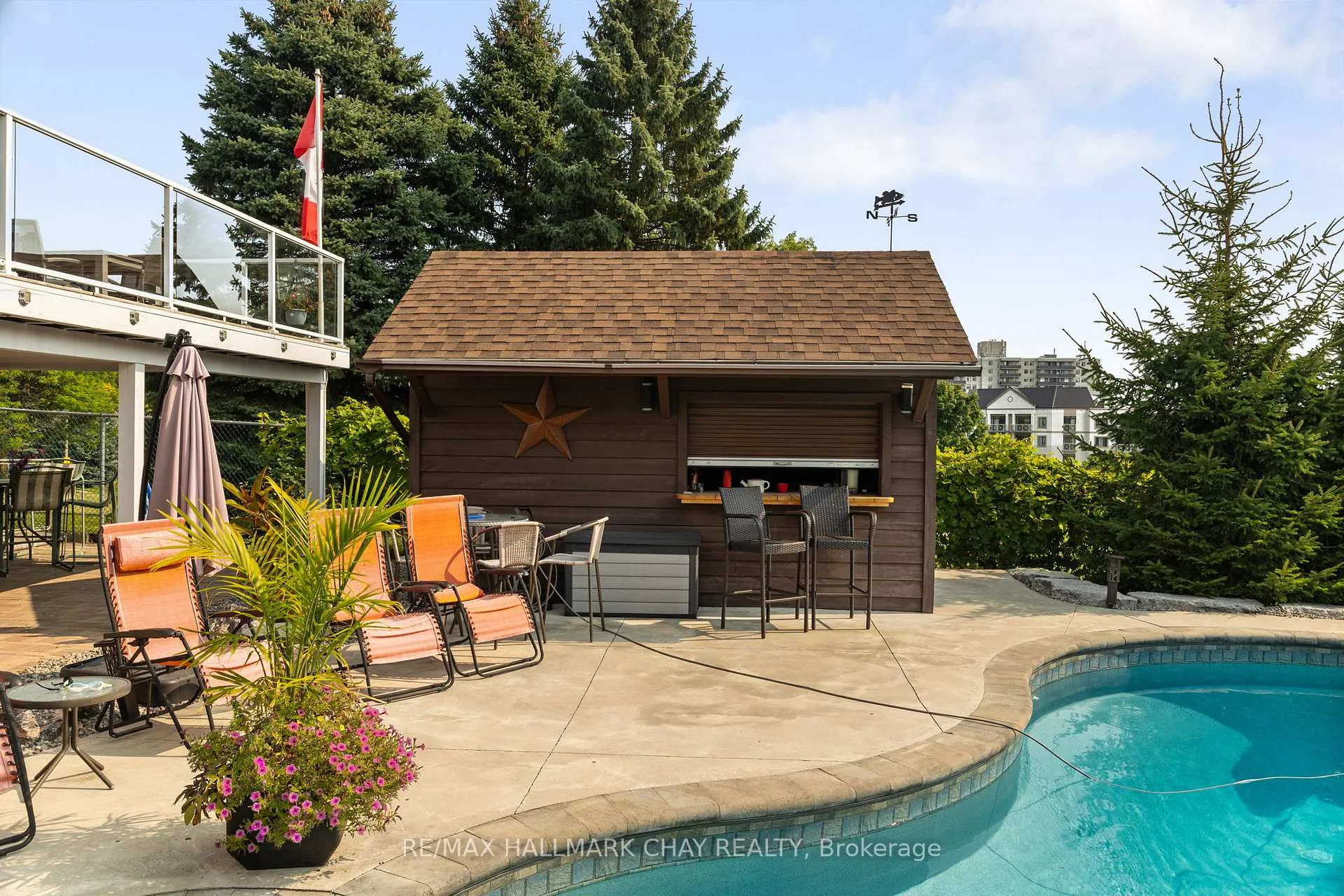 Photo 47 of 292 Leacock Drive, Barrie, Letitia Heights — HOMEH