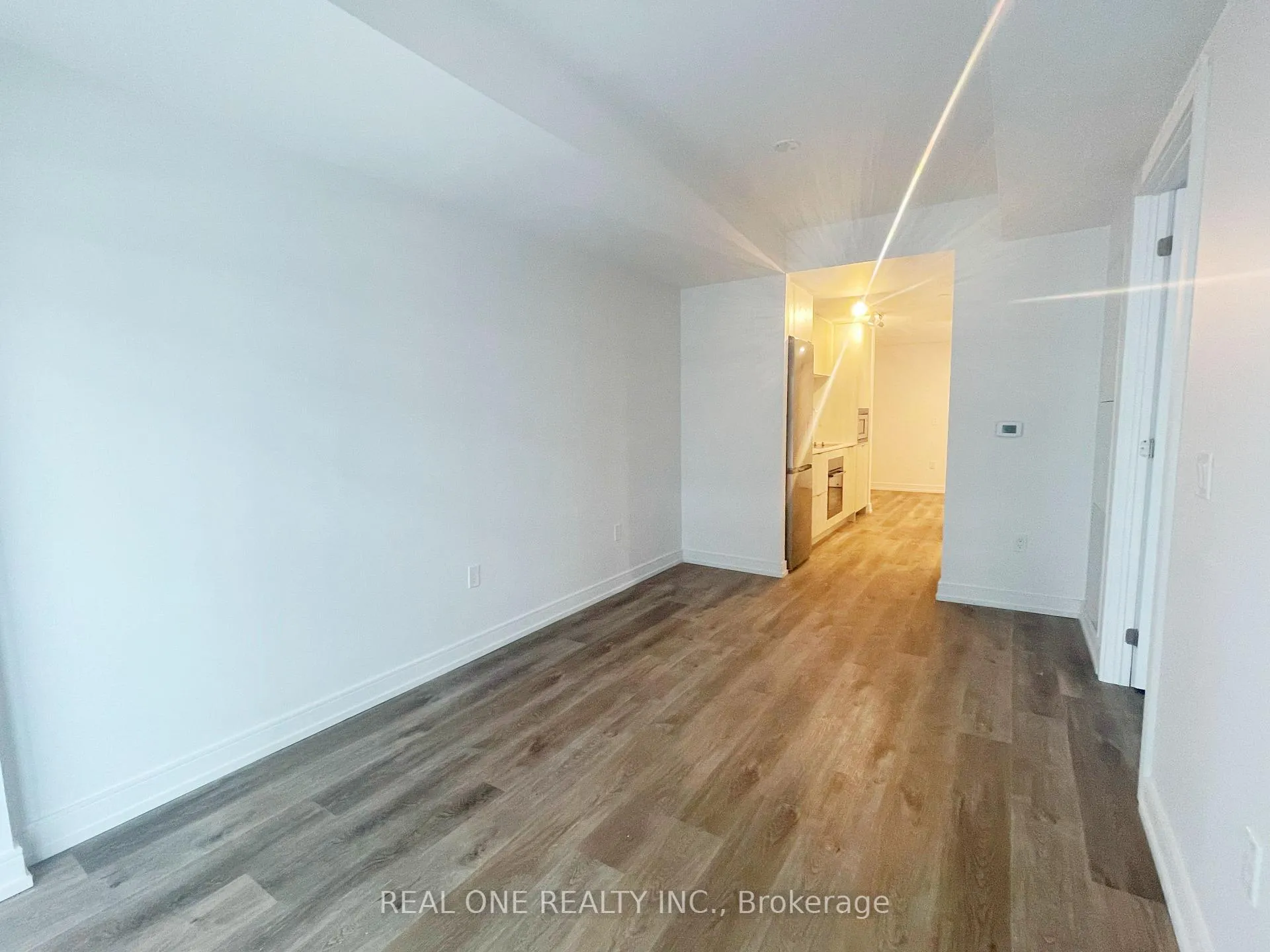Photo 6 of Unit 615, 1 Jarvis Street, Hamilton, Beasley — HOMEH