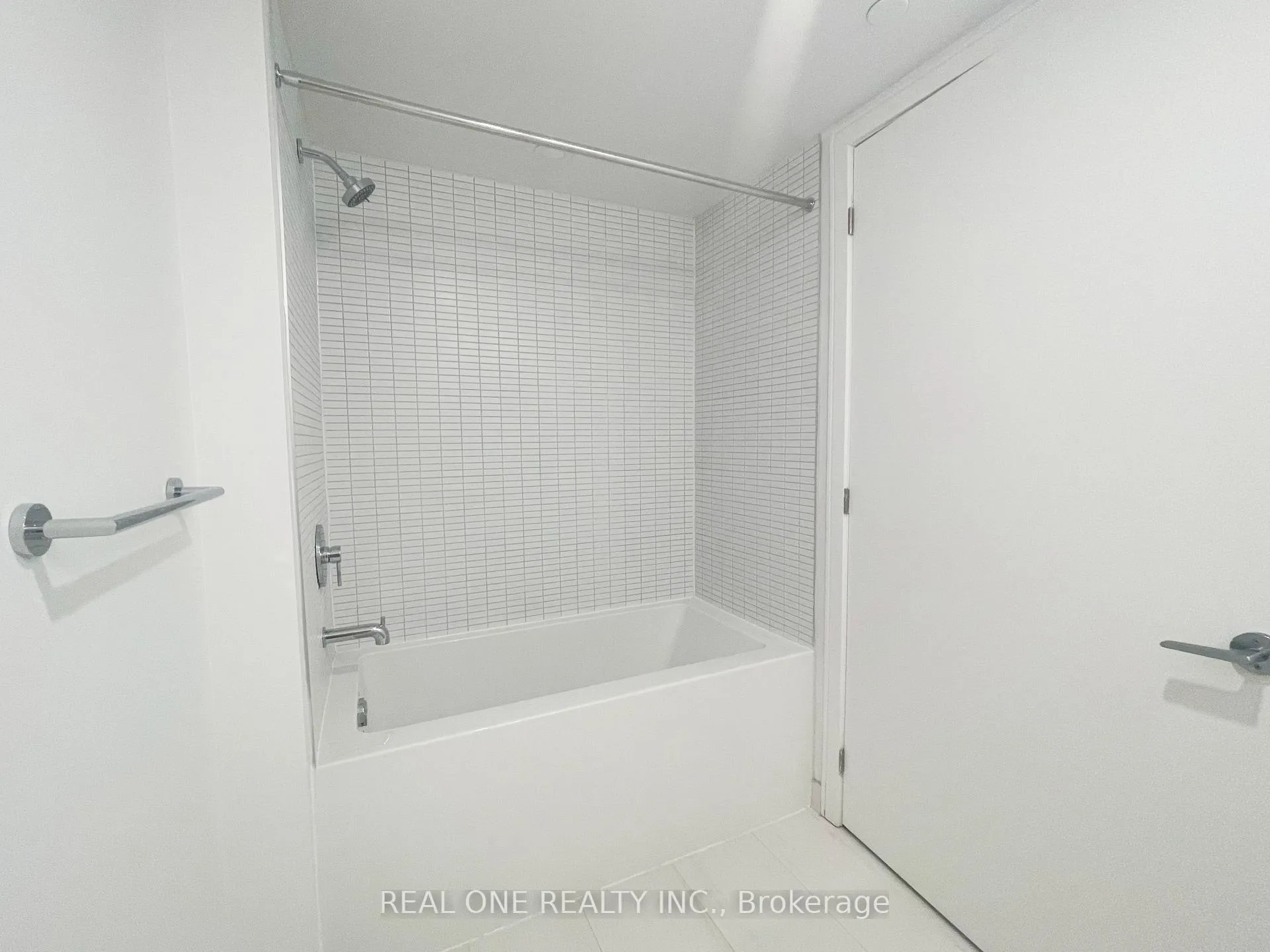 Photo 15 of Unit 615, 1 Jarvis Street, Hamilton, Beasley — HOMEH