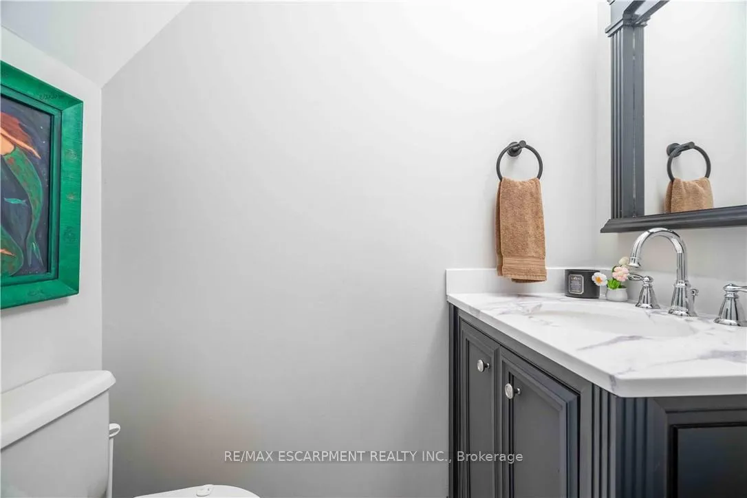Photo 12 of Unit 13, 1155 Paramount Drive, Hamilton, Stoney Creek — HOMEH