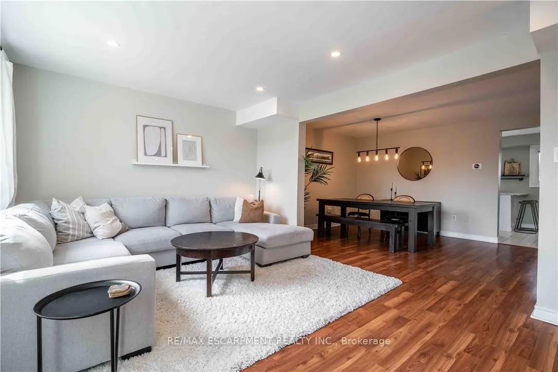 Photo 14 of Unit 13, 1155 Paramount Drive, Hamilton, Stoney Creek — HOMEH