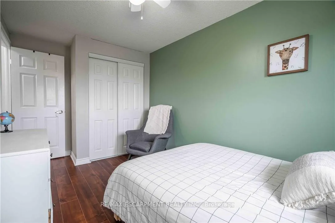 Photo 39 of Unit 13, 1155 Paramount Drive, Hamilton, Stoney Creek — HOMEH