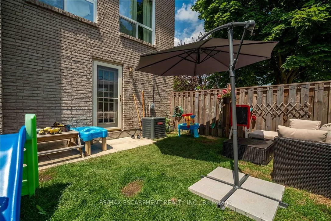 Photo 43 of Unit 13, 1155 Paramount Drive, Hamilton, Stoney Creek — HOMEH