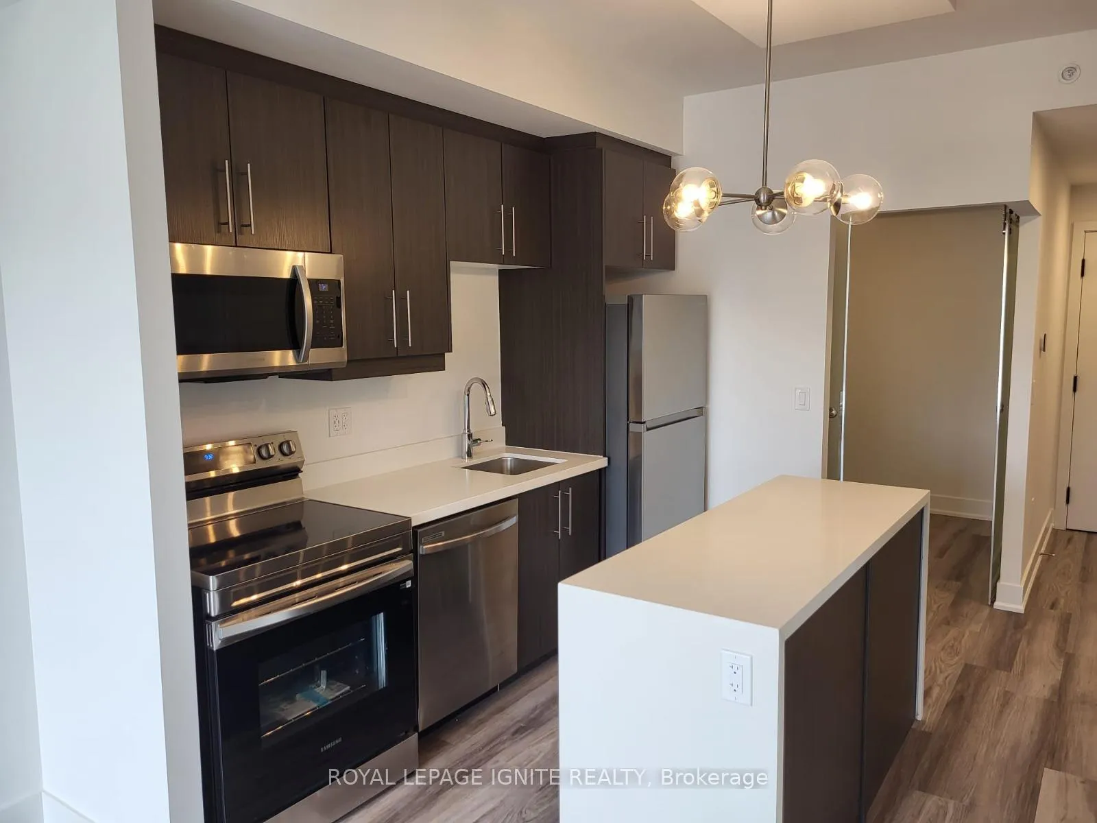 Photo 4 of Unit 525, 575 Conklin Road, Brant, Brantford Twp — HOMEH