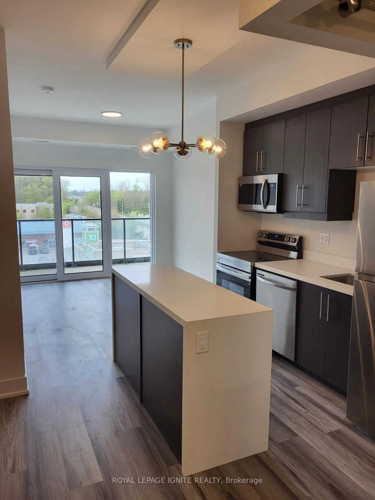 Photo 5 of Unit 525, 575 Conklin Road, Brant, Brantford Twp — HOMEH