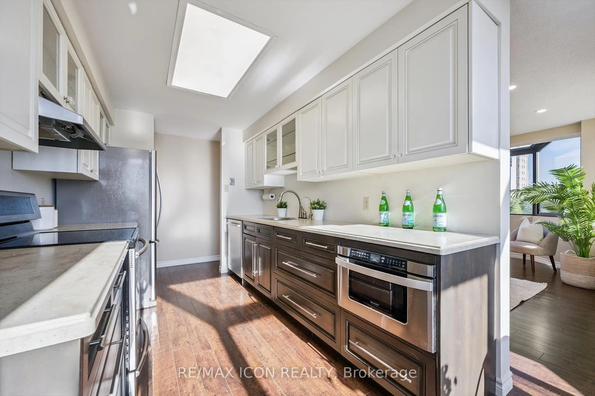 Photo 12 of Unit 610, 20 Ellen Street E, Kitchener — HOMEH