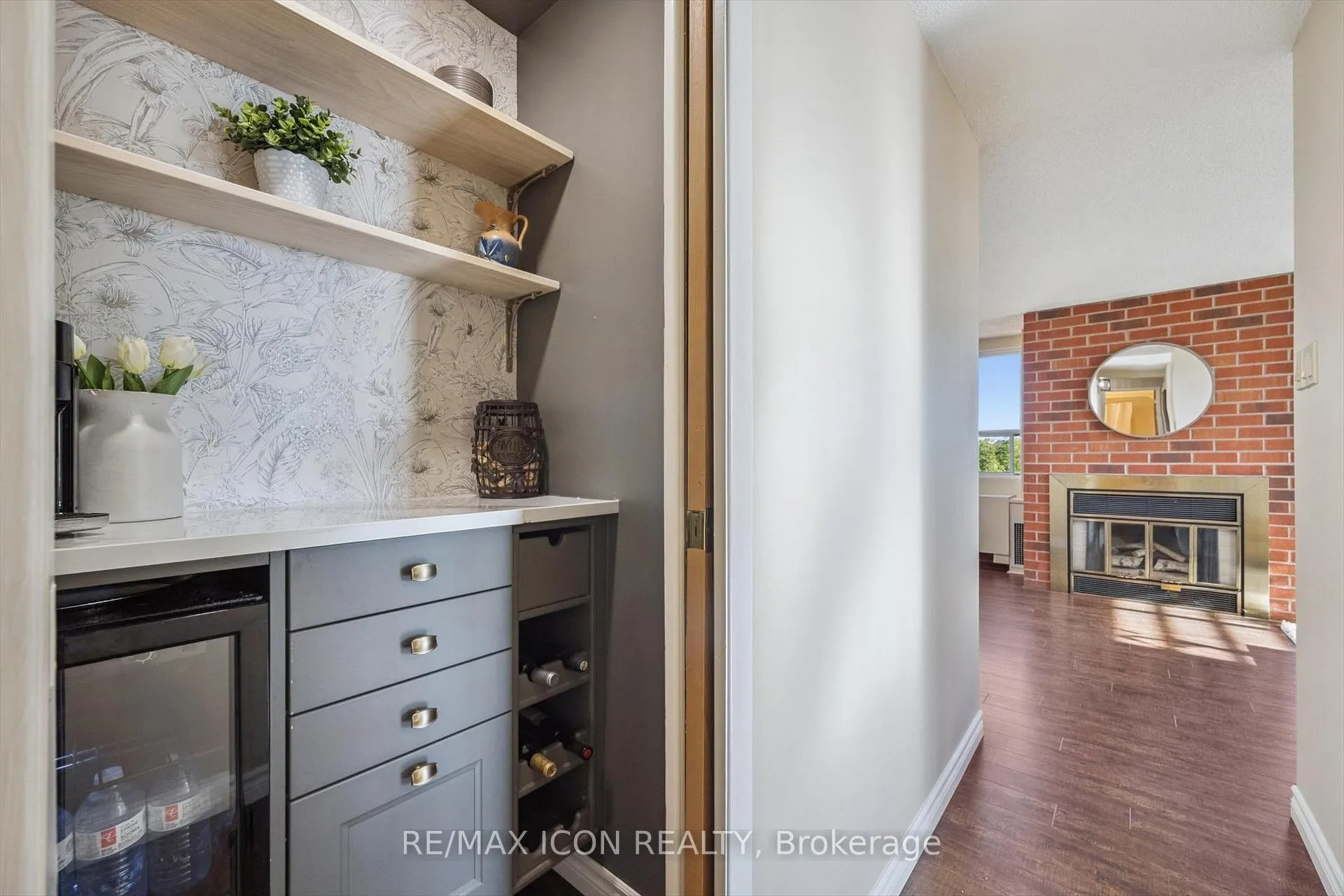 Photo 16 of Unit 610, 20 Ellen Street E, Kitchener — HOMEH