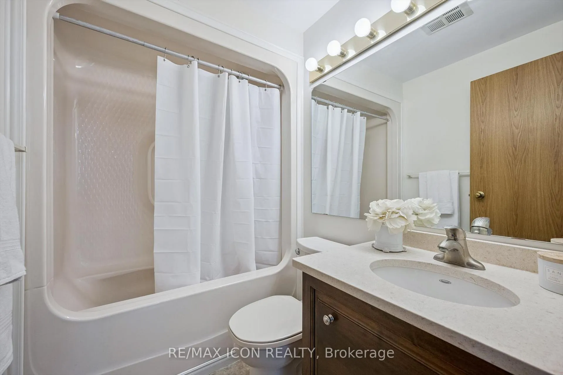 Photo 24 of Unit 610, 20 Ellen Street E, Kitchener — HOMEH