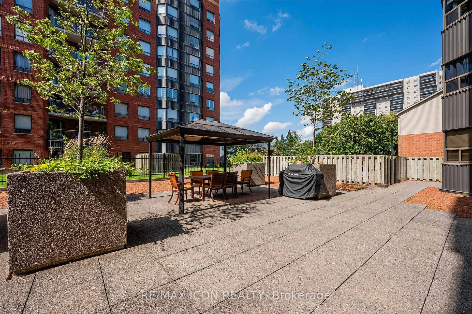Photo 27 of Unit 610, 20 Ellen Street E, Kitchener — HOMEH