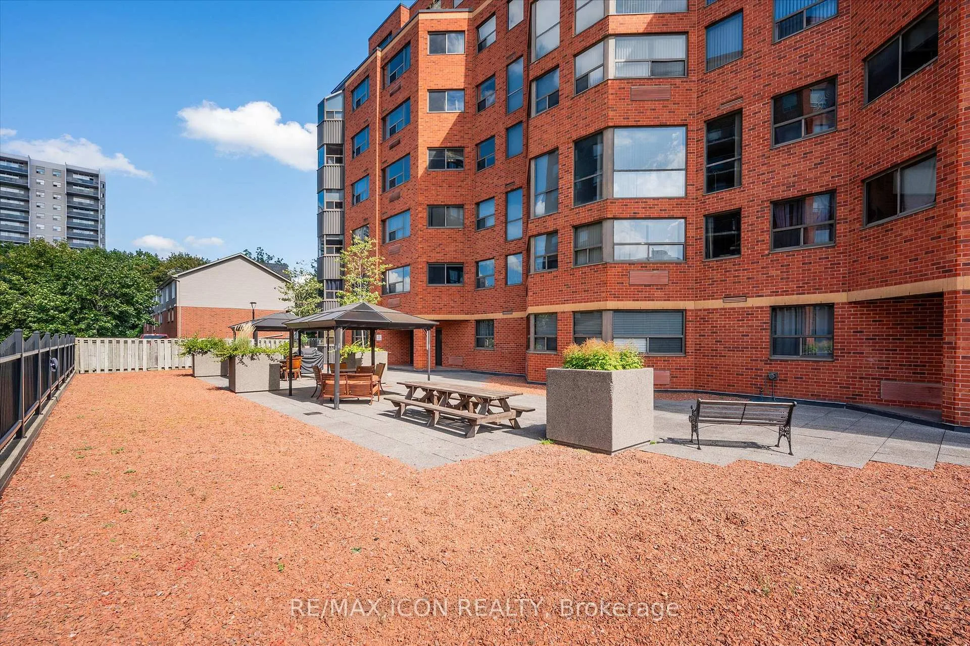 Photo 29 of Unit 610, 20 Ellen Street E, Kitchener — HOMEH