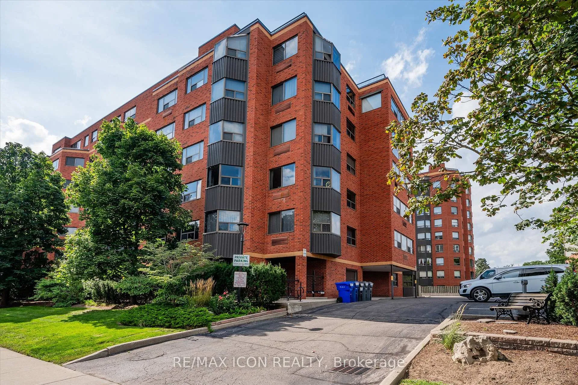 Photo 36 of Unit 610, 20 Ellen Street E, Kitchener — HOMEH