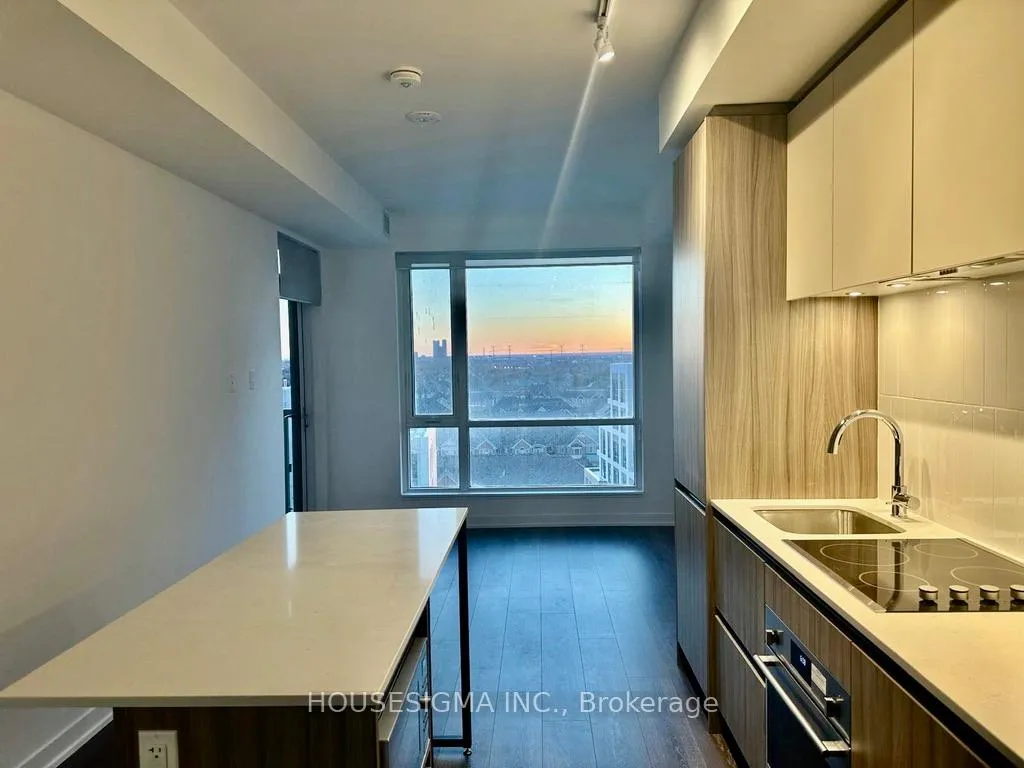 Photo 2 of Unit 912, 7950 Bathurst Street, Vaughan, Beverley Glen — HOMEH