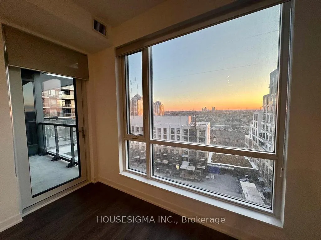 Photo 8 of Unit 912, 7950 Bathurst Street, Vaughan, Beverley Glen — HOMEH