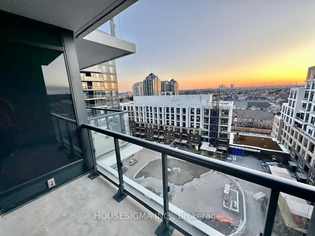 Photo 9 of Unit 912, 7950 Bathurst Street, Vaughan, Beverley Glen — HOMEH