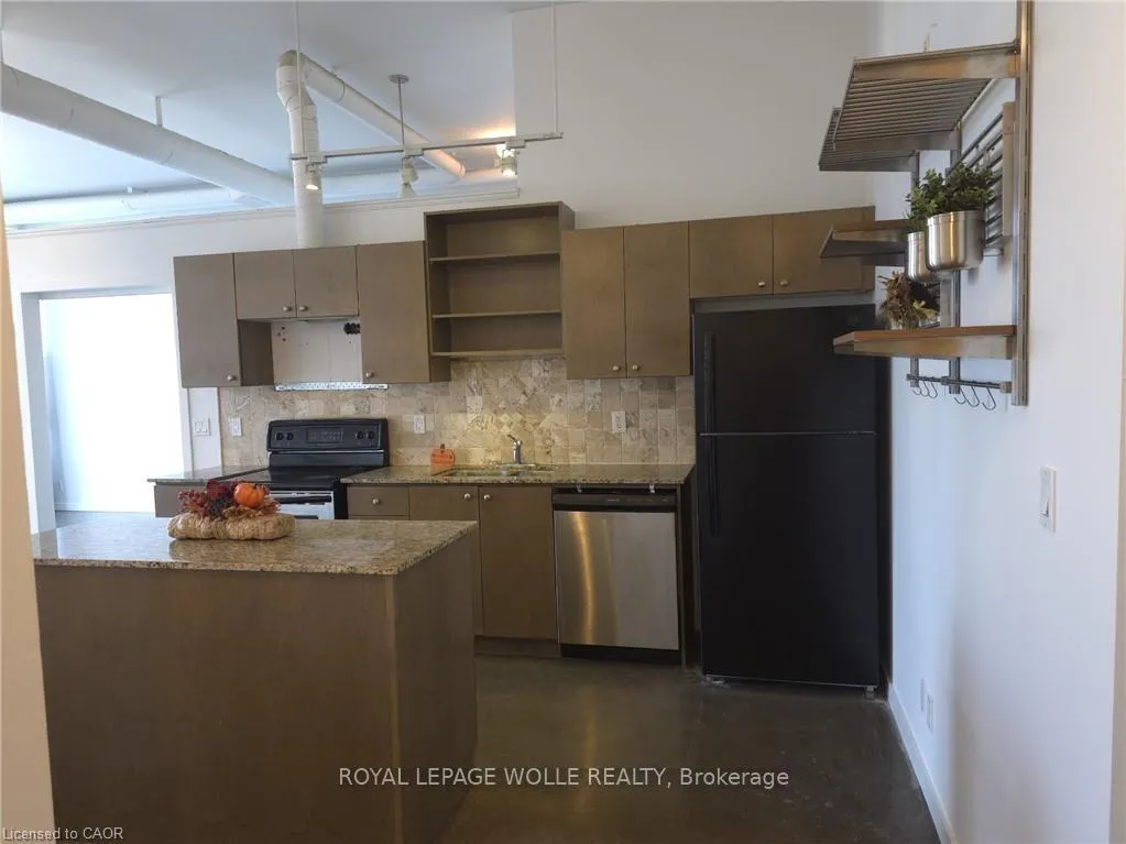 Photo 2 of Unit 620, 404 King Street W, Kitchener — HOMEH