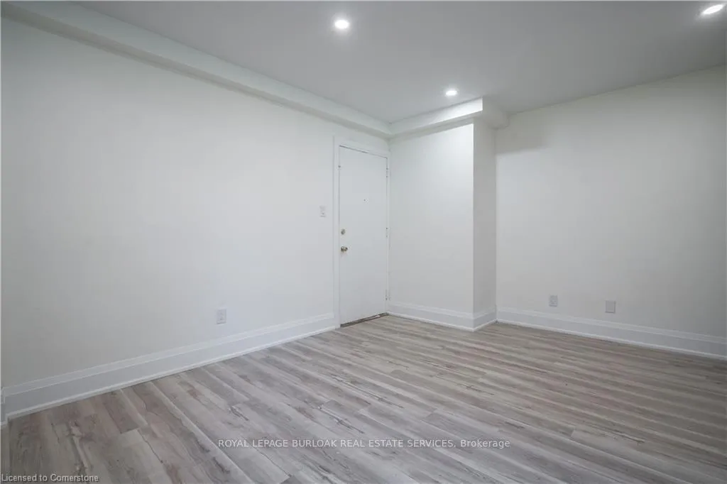 Photo 4 of Unit 1, 165 Park Row S, Hamilton, Delta — HOMEH