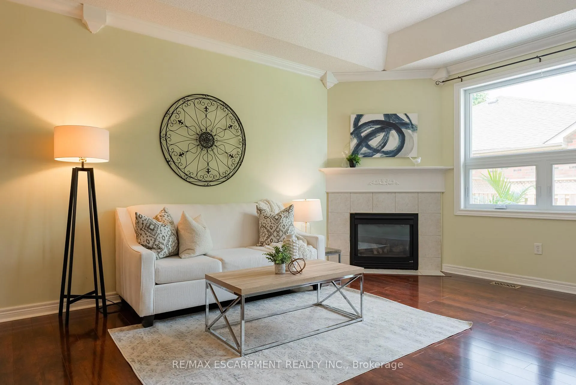Photo 10 of 60 Riveroaks Drive, Hamilton, Mount Hope — HOMEH