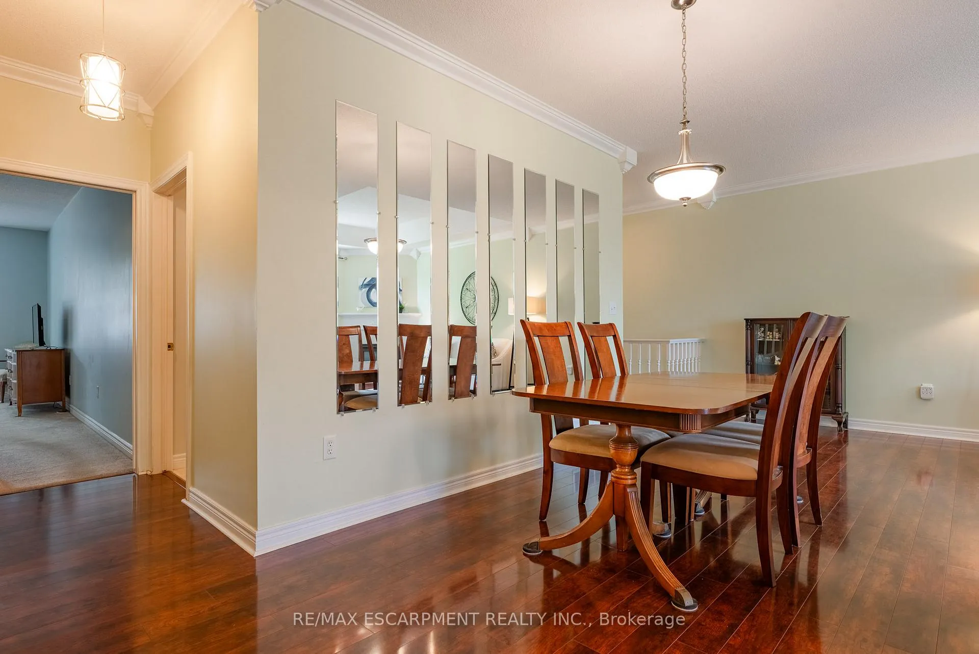Photo 14 of 60 Riveroaks Drive, Hamilton, Mount Hope — HOMEH