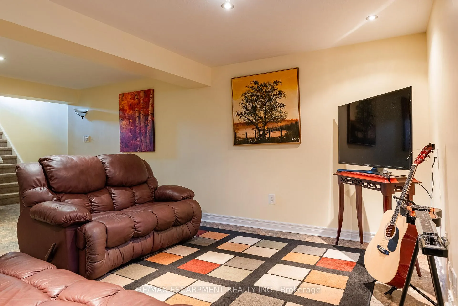 Photo 30 of 60 Riveroaks Drive, Hamilton, Mount Hope — HOMEH