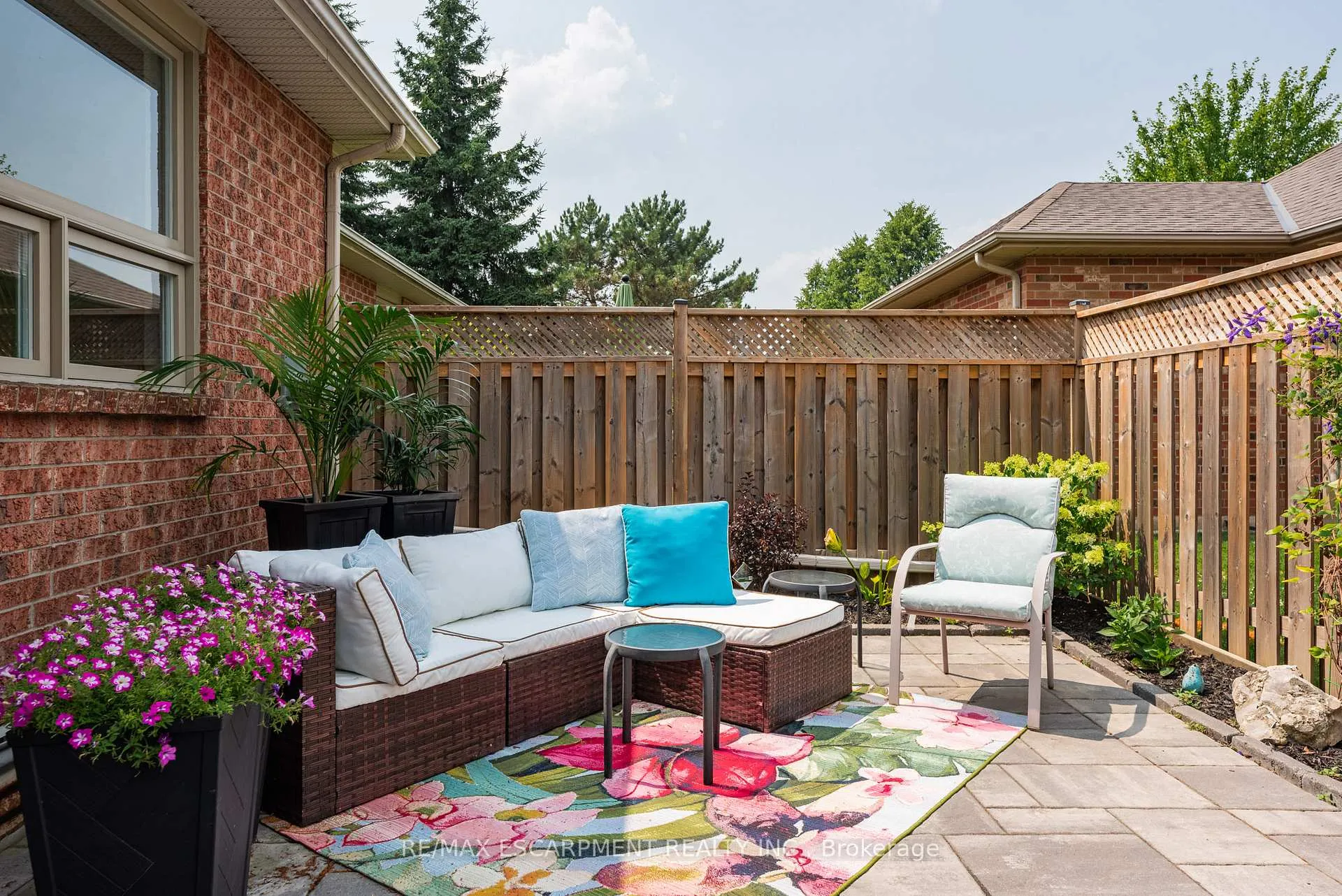 Photo 38 of 60 Riveroaks Drive, Hamilton, Mount Hope — HOMEH