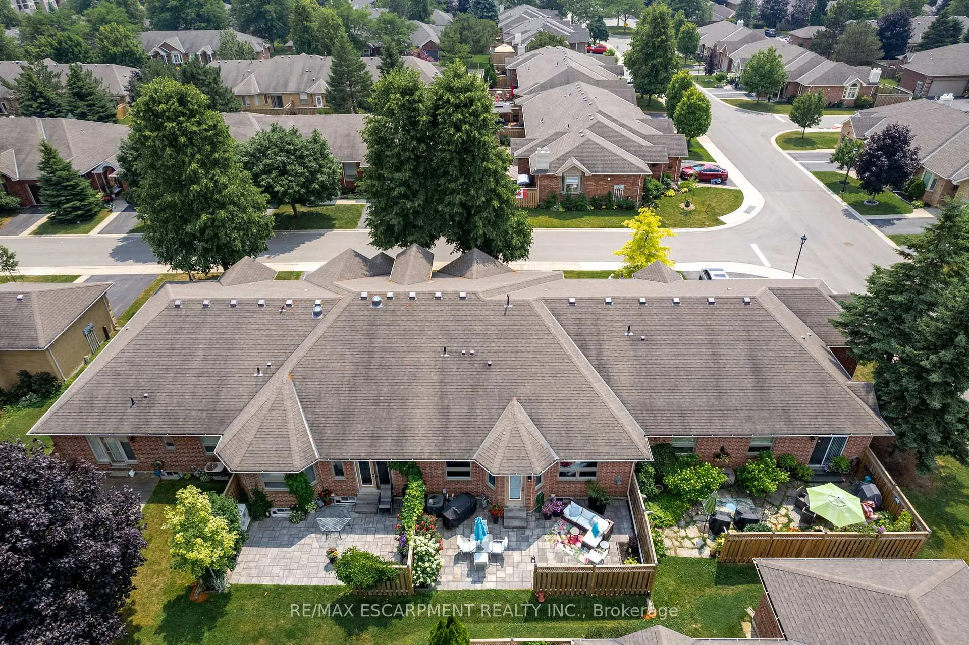 Photo 45 of 60 Riveroaks Drive, Hamilton, Mount Hope — HOMEH