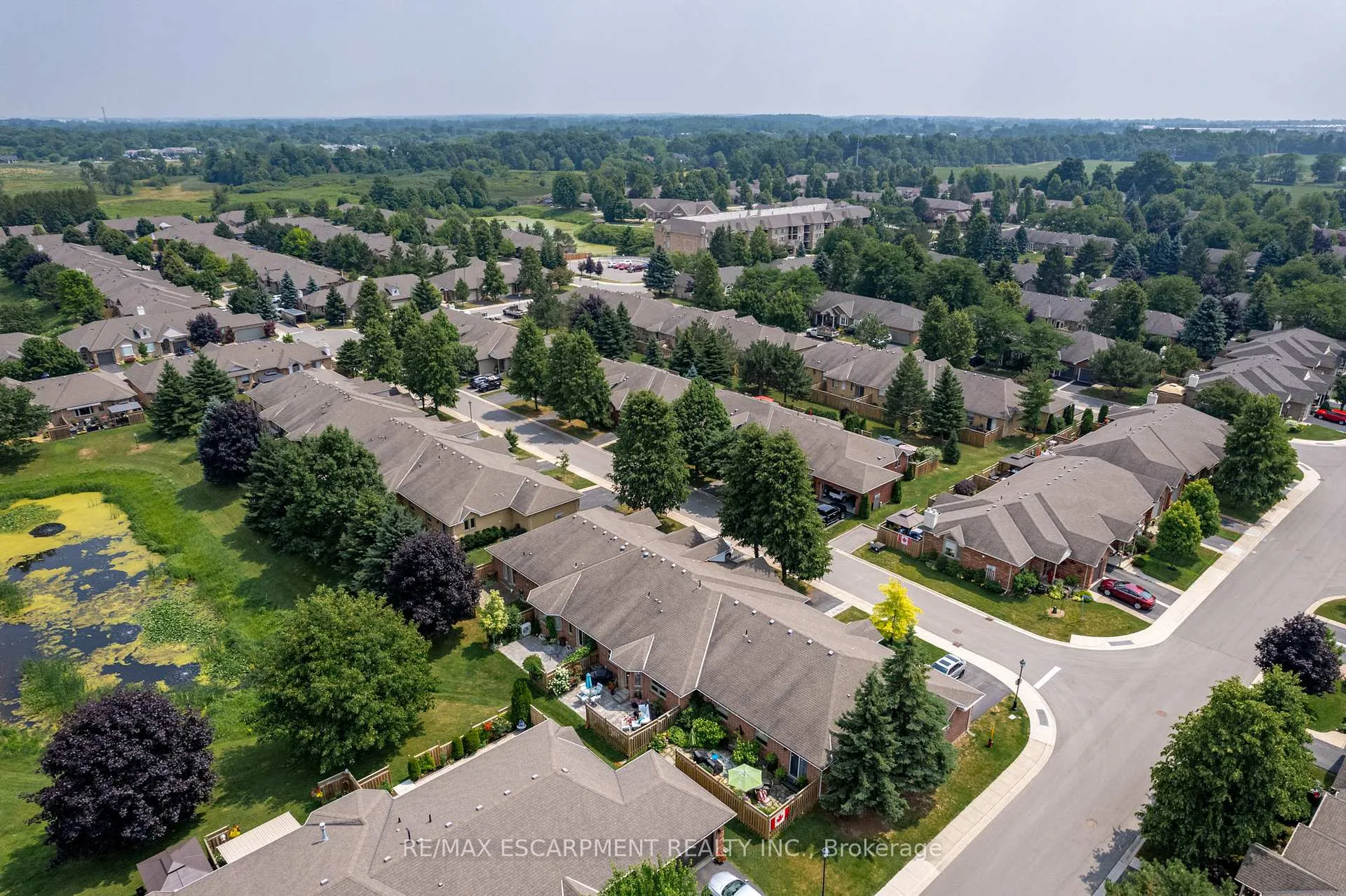 Photo 47 of 60 Riveroaks Drive, Hamilton, Mount Hope — HOMEH