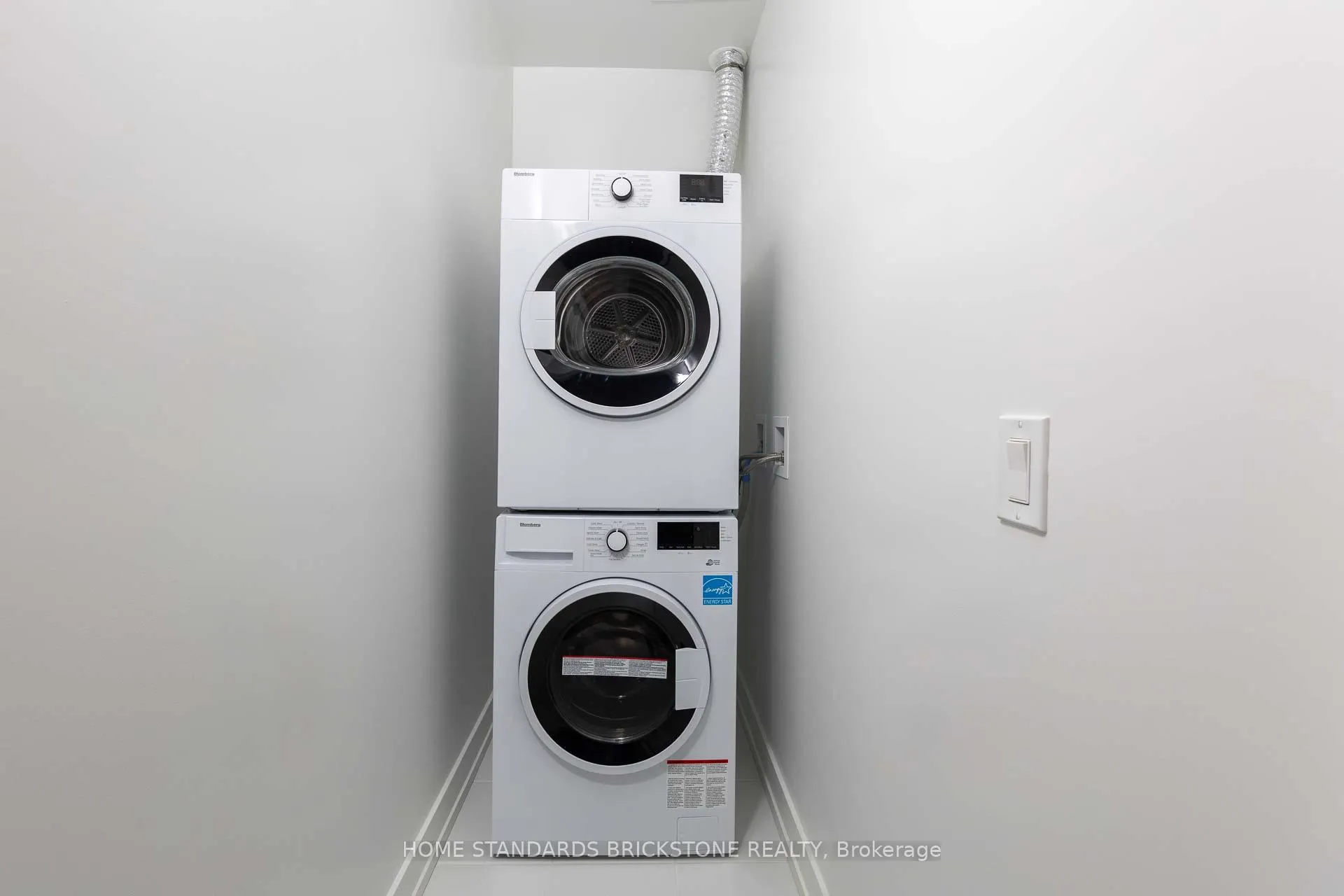 Photo 13 of Unit 1105, 117 Broadway Avenue, Toronto, Mount Pleasant West — HOMEH