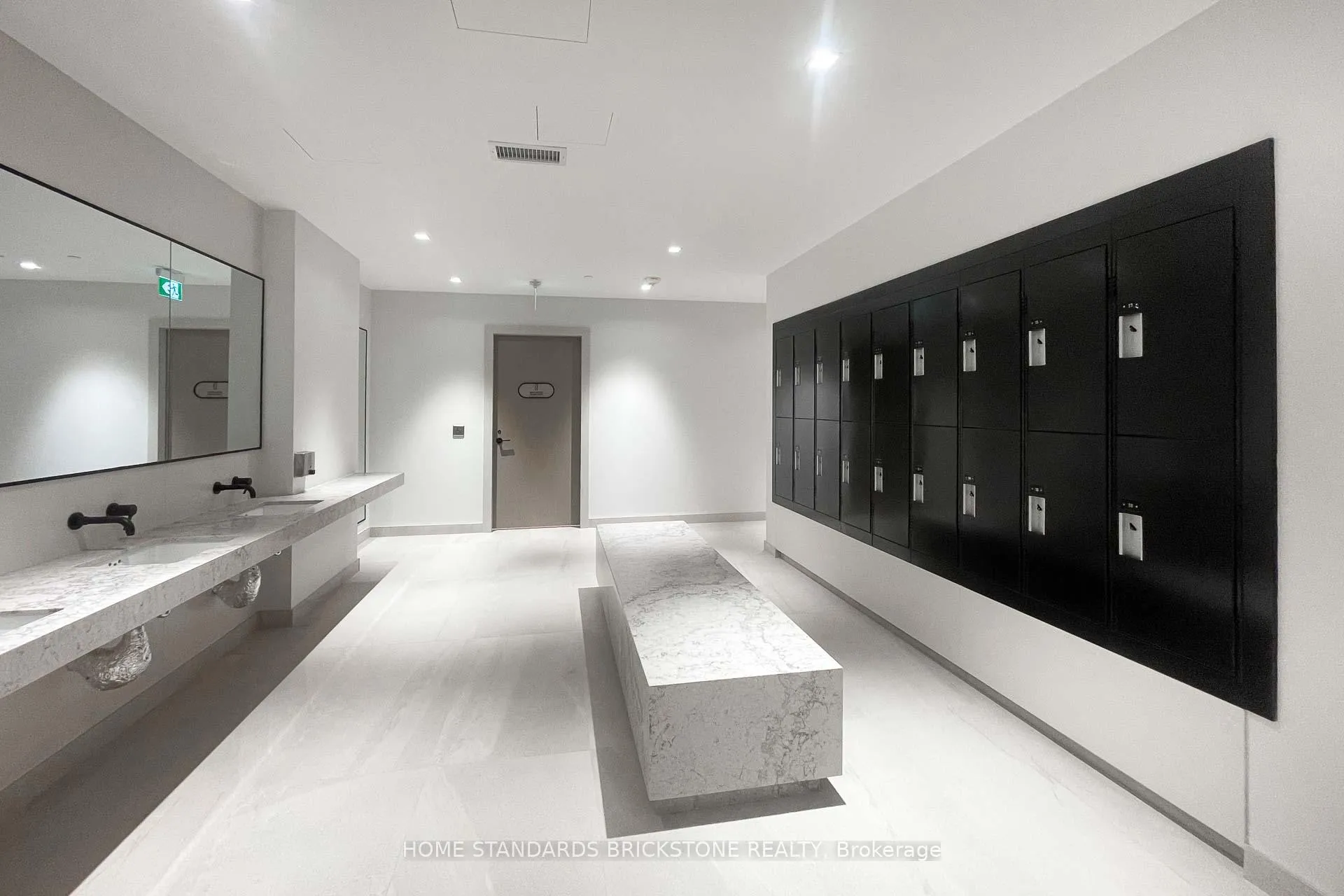 Photo 35 of Unit 1105, 117 Broadway Avenue, Toronto, Mount Pleasant West — HOMEH