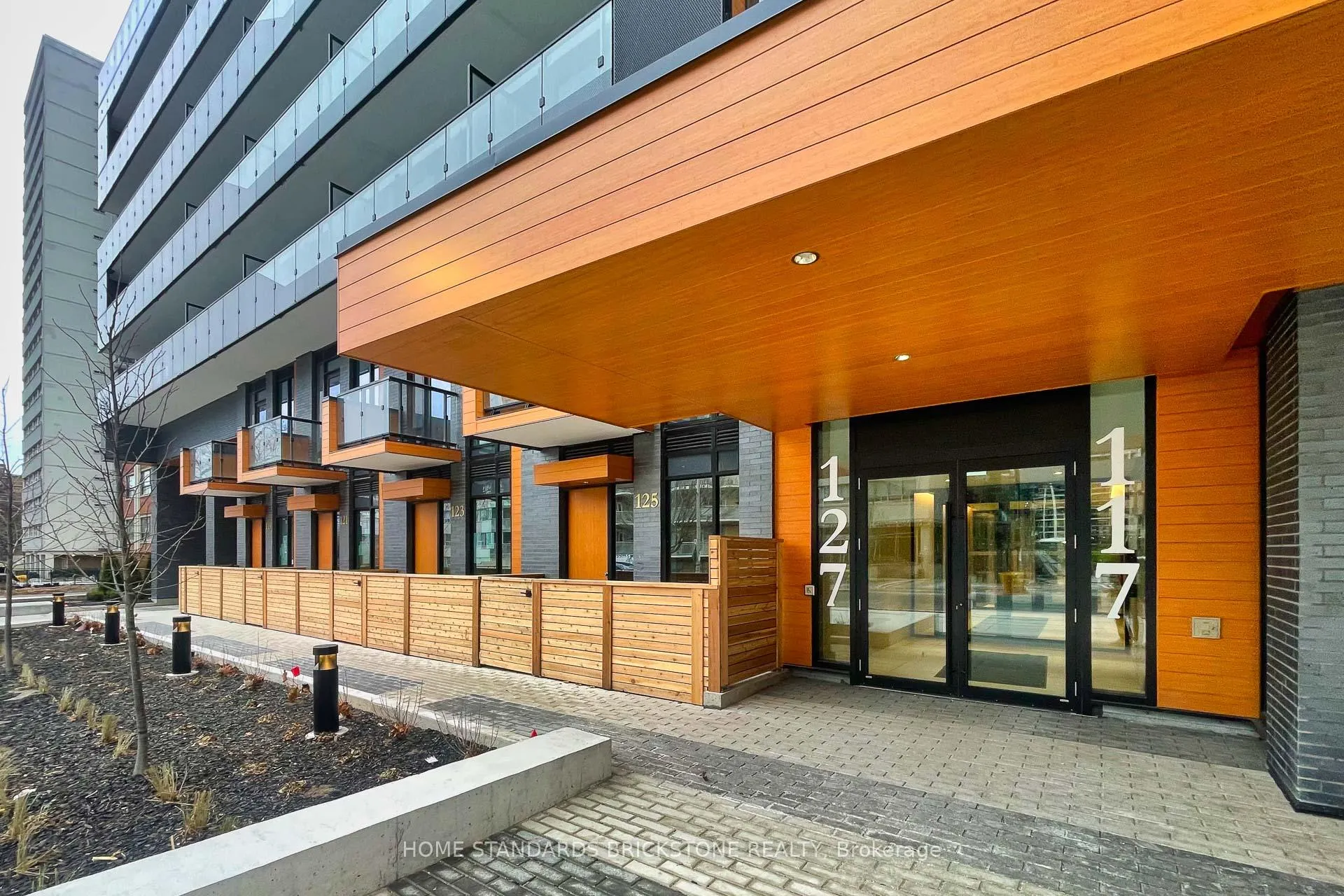 Photo 39 of Unit 1105, 117 Broadway Avenue, Toronto, Mount Pleasant West — HOMEH