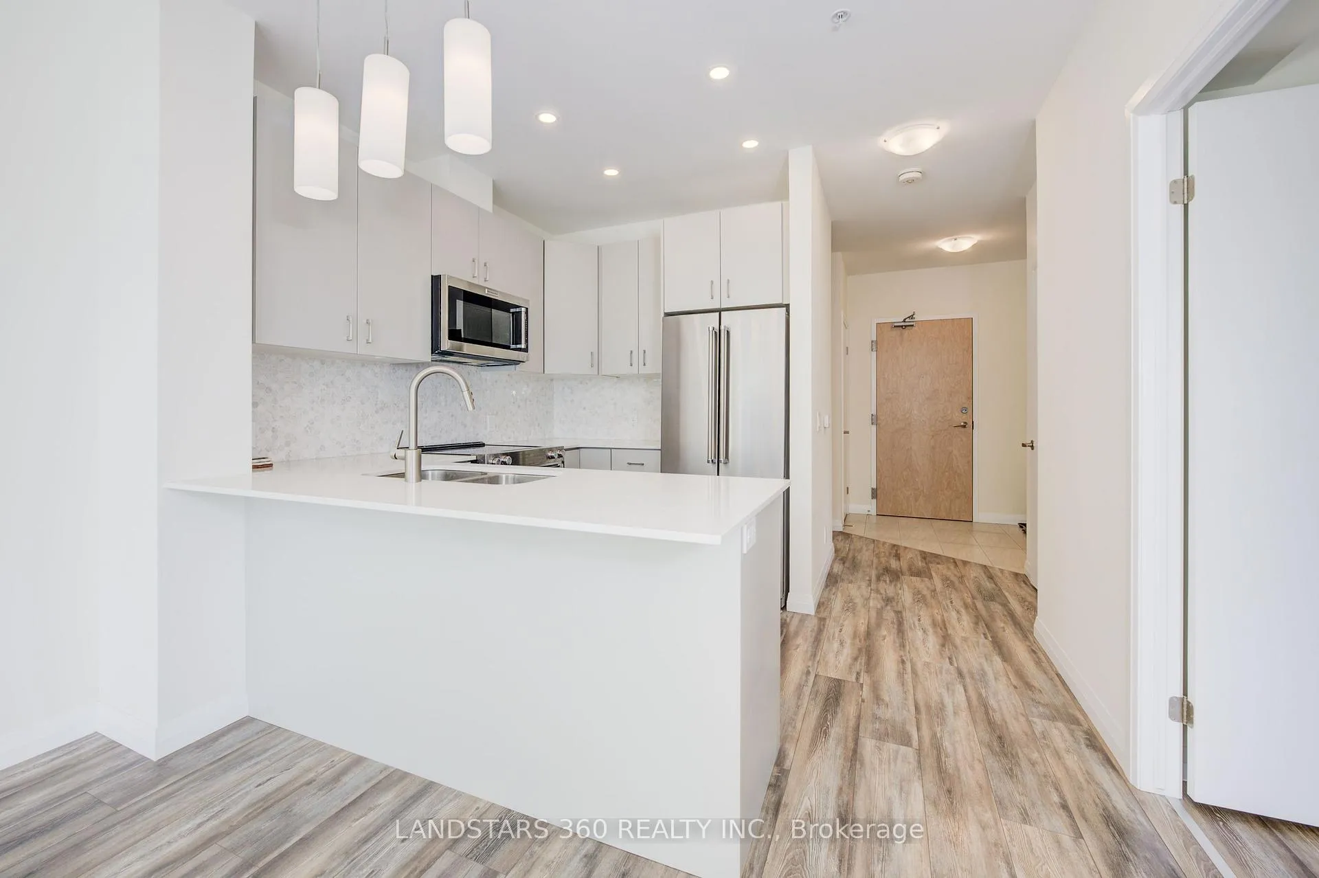 Photo 6 of Unit 1305, 104 Garment Street, Kitchener, City Commercial Core — HOMEH