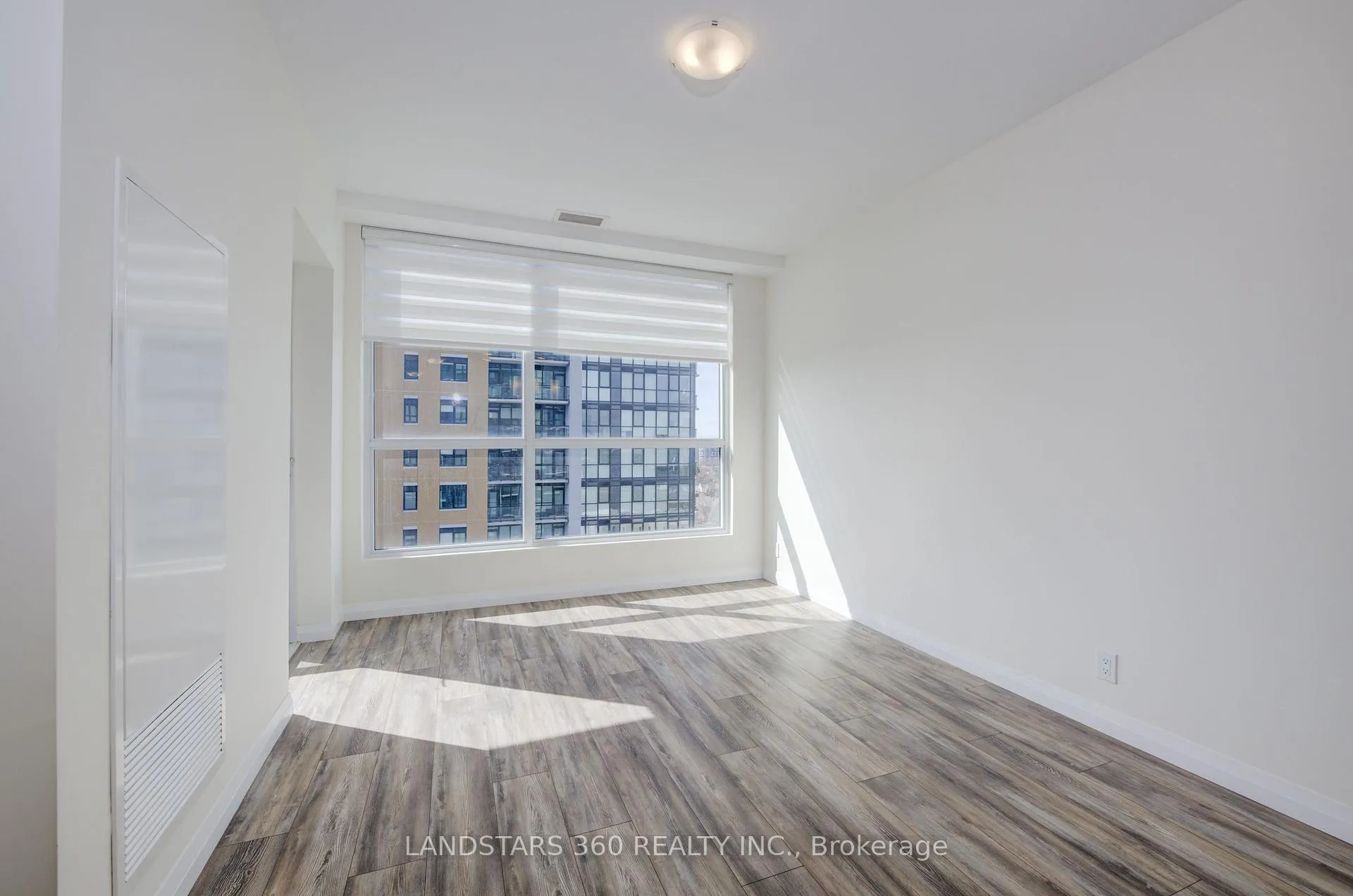 Photo 13 of Unit 1305, 104 Garment Street, Kitchener, City Commercial Core — HOMEH