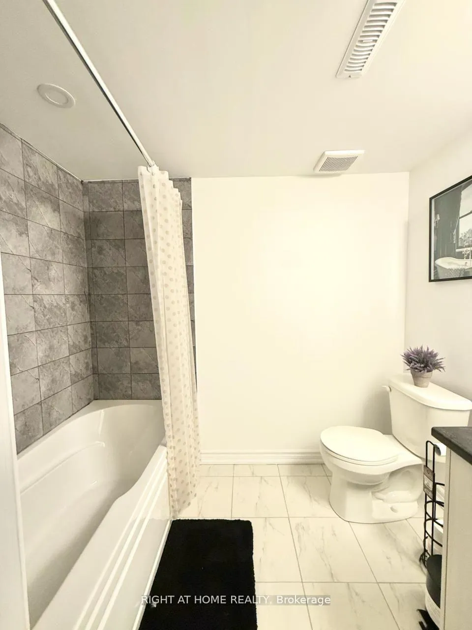 Photo 16 of Unit #2, 31 Pumpkin Corner Crescent, Barrie, Rural Barrie Southeast — HOMEH